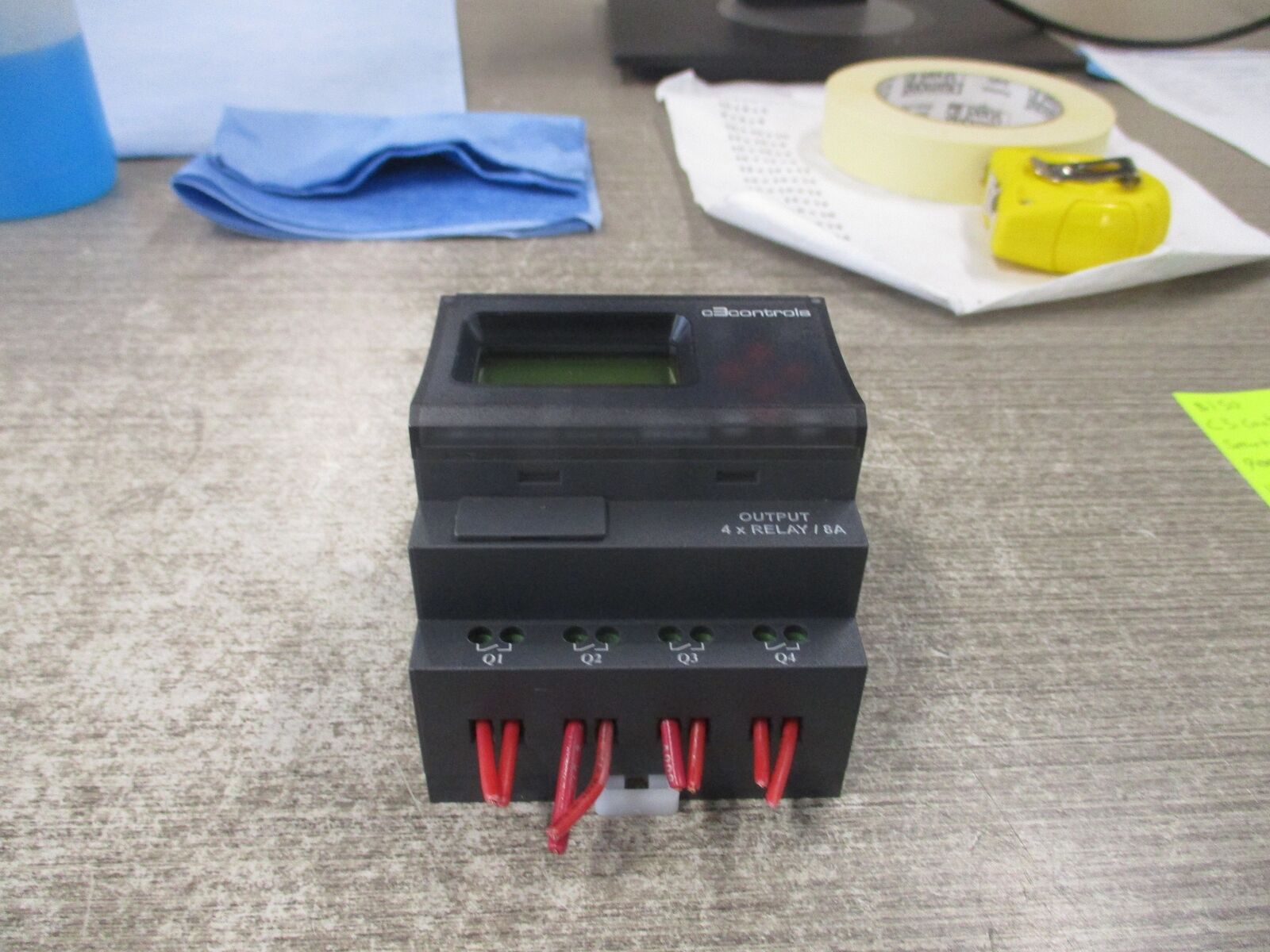 C3 Controls Smart Programmable Relay 900-SBA8I4OM 110-240VAC Used