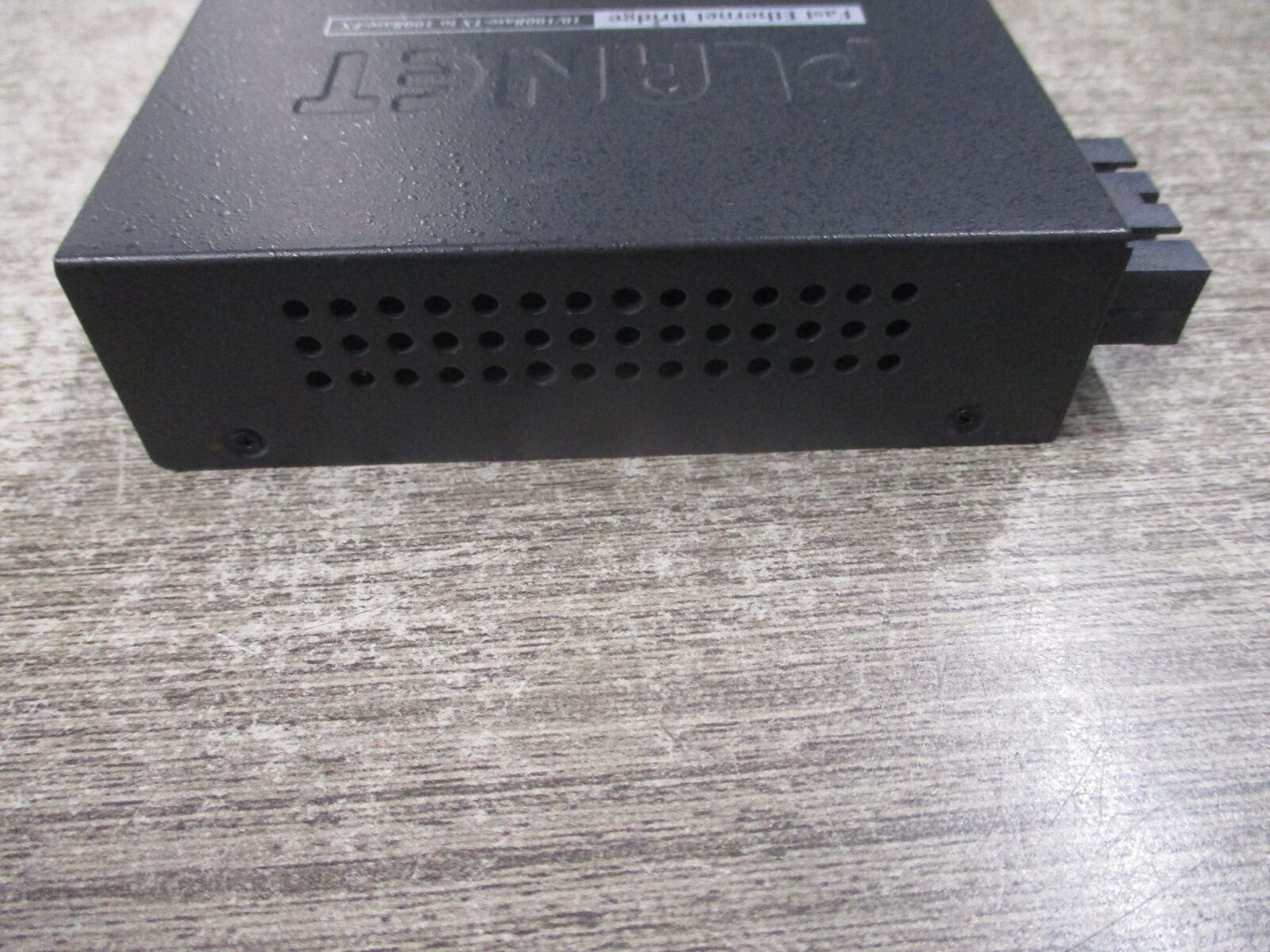 Planet Technology Fast Ethernet Bridge FT-802S15 V4 10/100 Base-TX to 100 Base-F