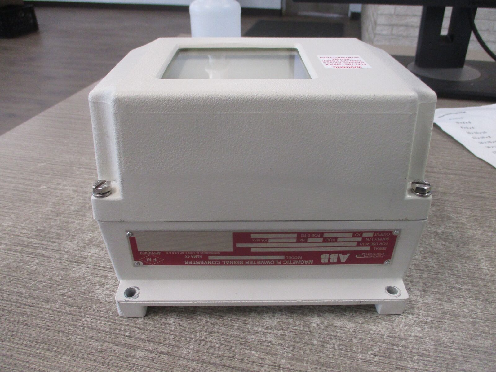 ABB Magnetic Flowmeter Signal Converter M2DCD1 A012 115V 60Hz 23VA Output: 4-20M