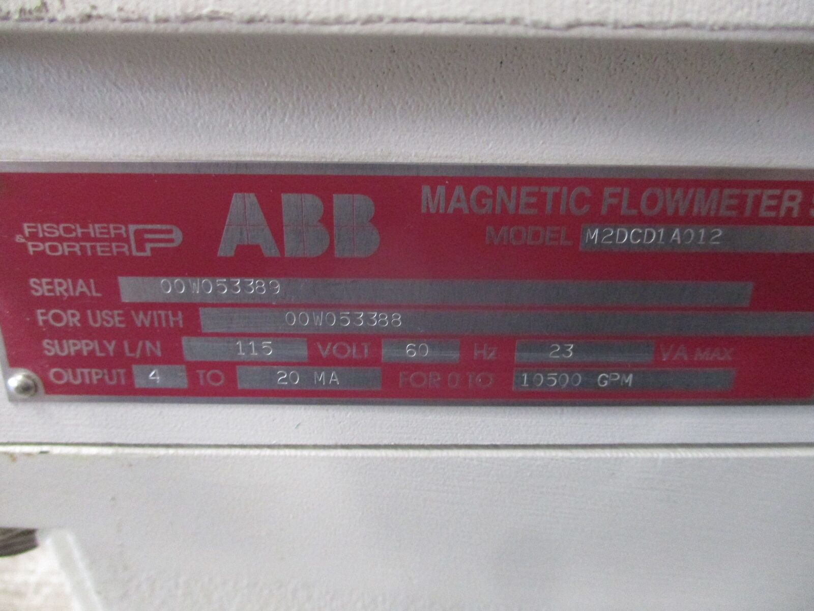 ABB Magnetic Flowmeter Signal Converter M2DCD1 A012 115V 60Hz 23VA Output: 4-20M