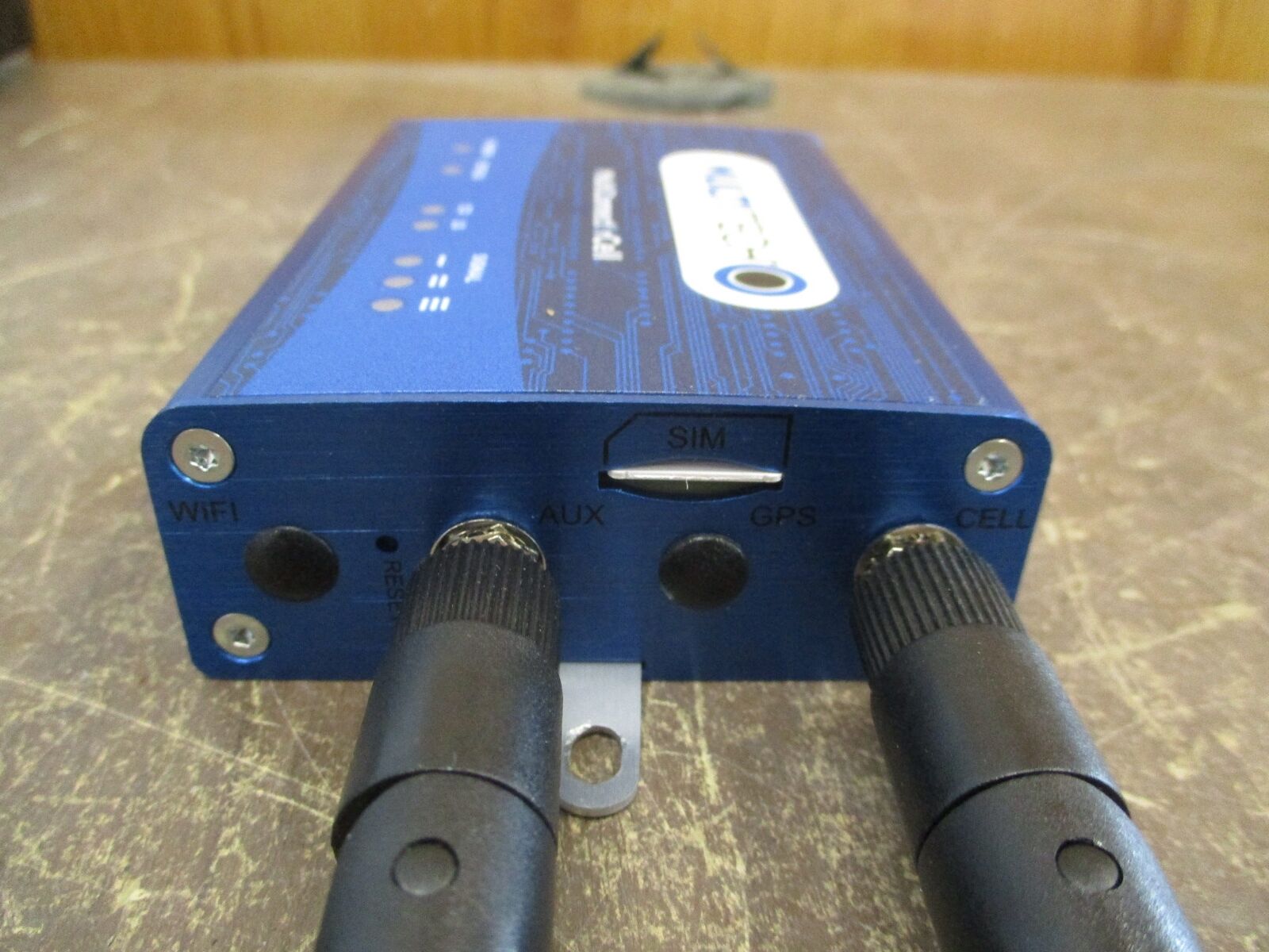 Multitech Multiconnect rCell Cellular to Ethernet Bridge MTR-LVW2-B07 HW Ver. V1