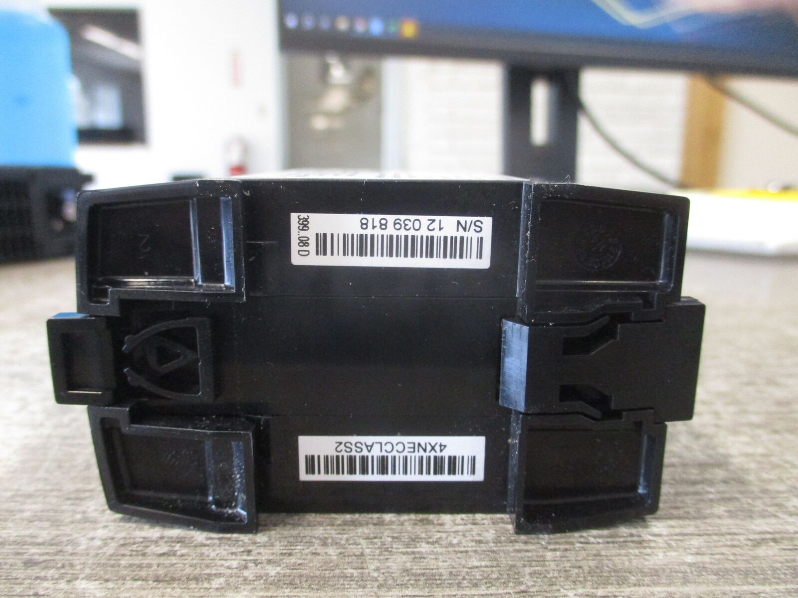 Puls Protection Module PISA11. CLASS2 Input: 24VDC / 15A Output: 24VDC 3.7A Used