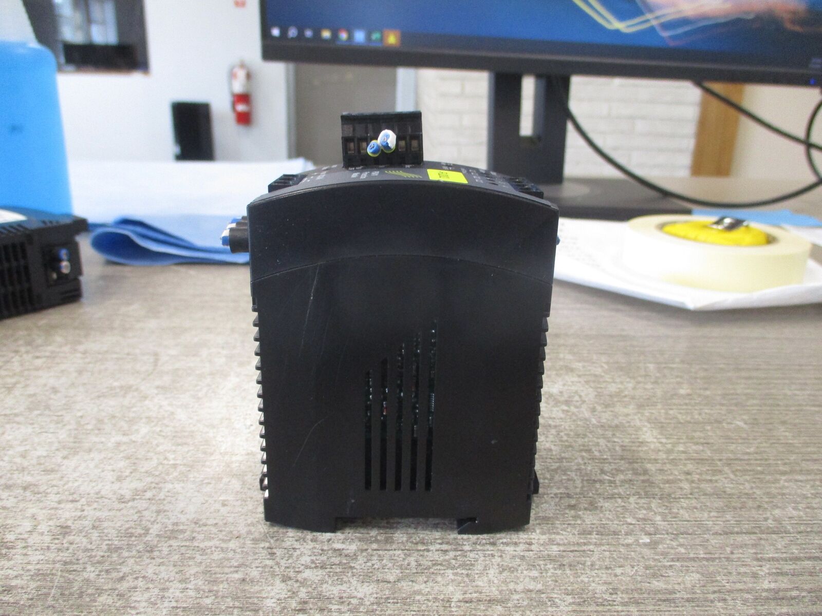 Puls Protection Module PISA11. CLASS2 Input: 24VDC / 15A Output: 24VDC 3.7A Used