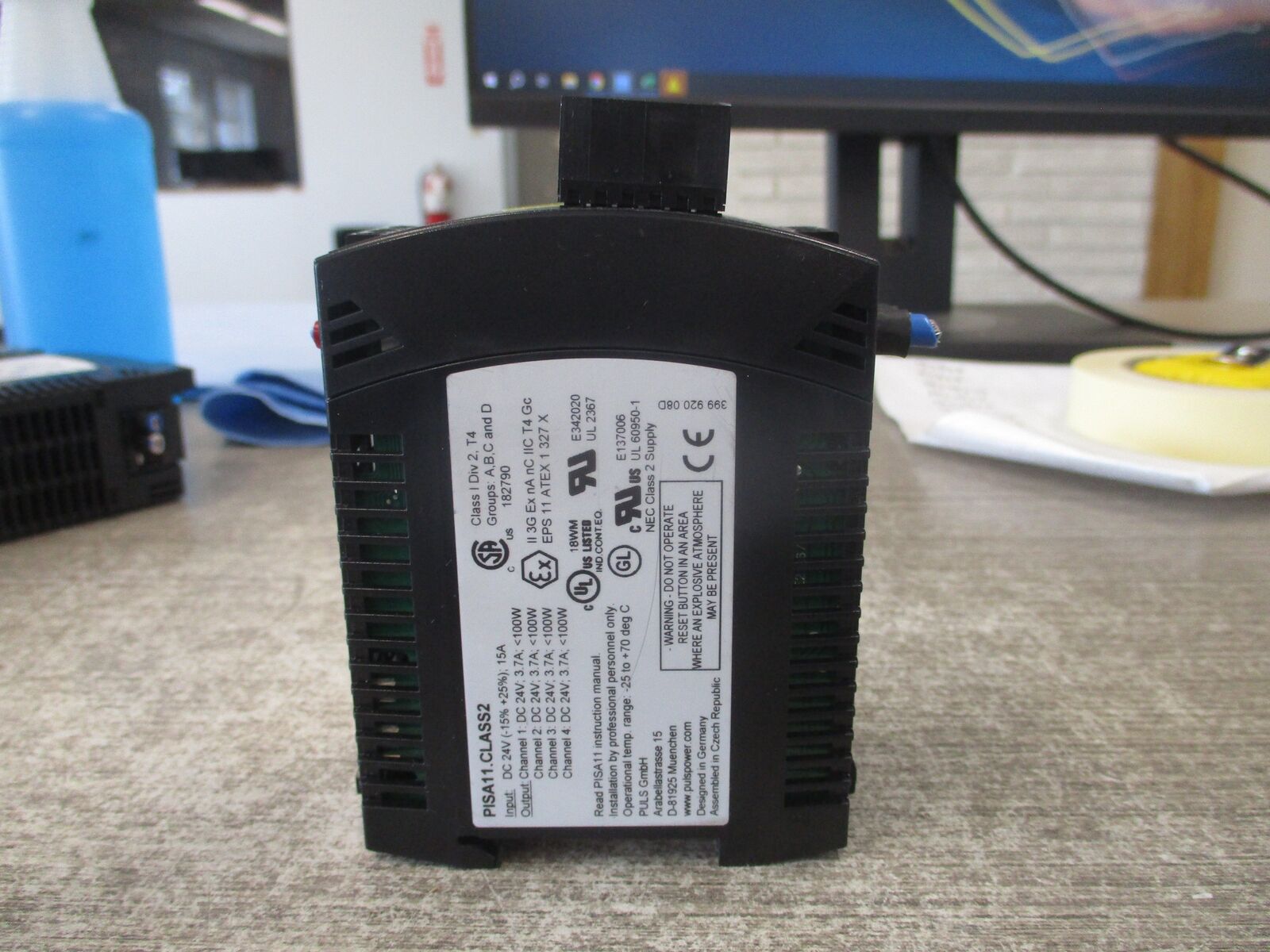 Puls Protection Module PISA11. CLASS2 Input: 24VDC / 15A Output: 24VDC 3.7A Used