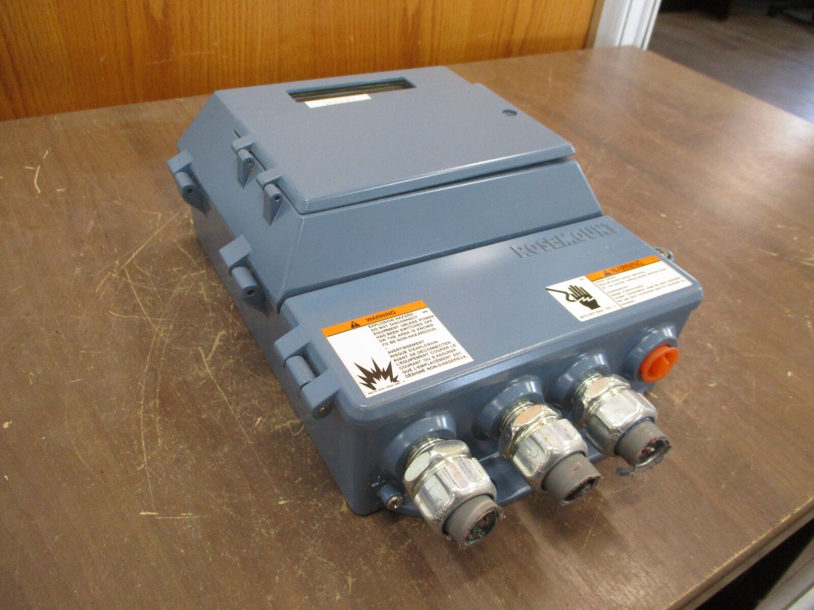 Rosemount Flow Transmitter 8750WA12ESR1A1FPSB140CA1N HM4AXD1 Used