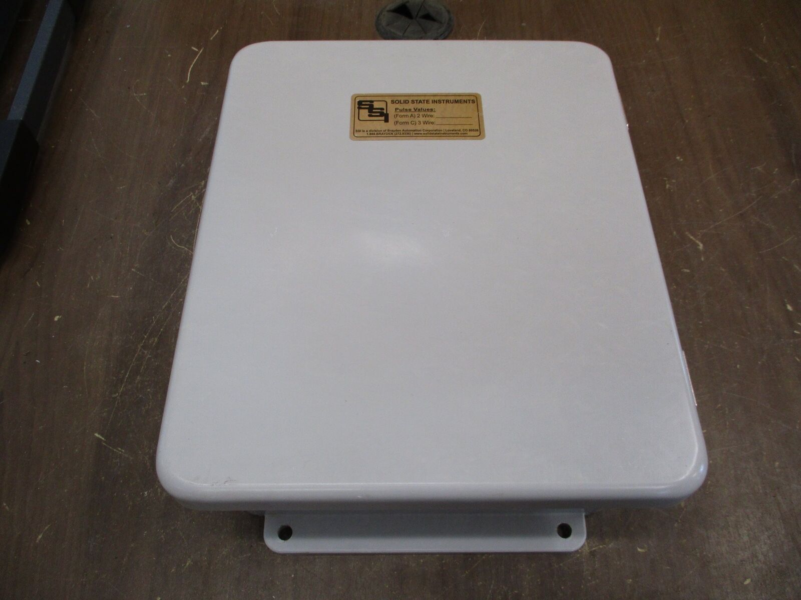 Solid State Instruments Interface Relay CIR-22PS 3R/4X Enclosure Used