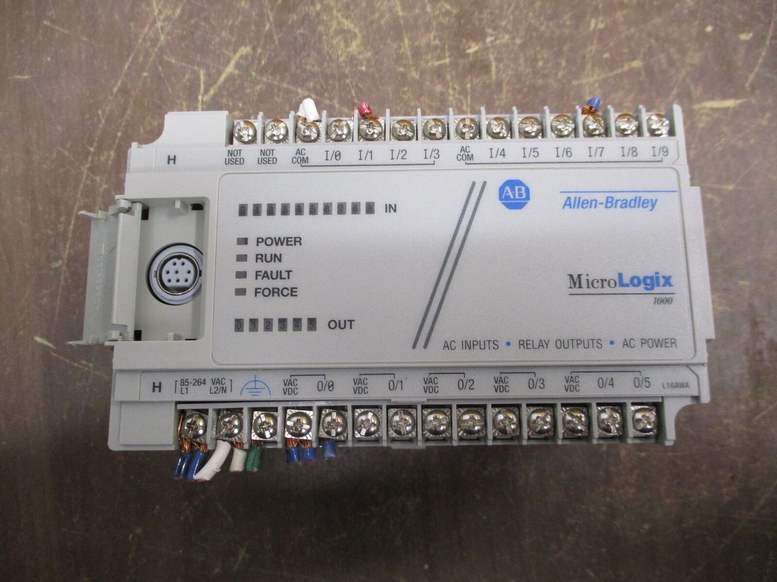 Allen-Bradley MicroLogix 1000 Controller 1761-L16AWA Ser. E FRN 1.0 Used