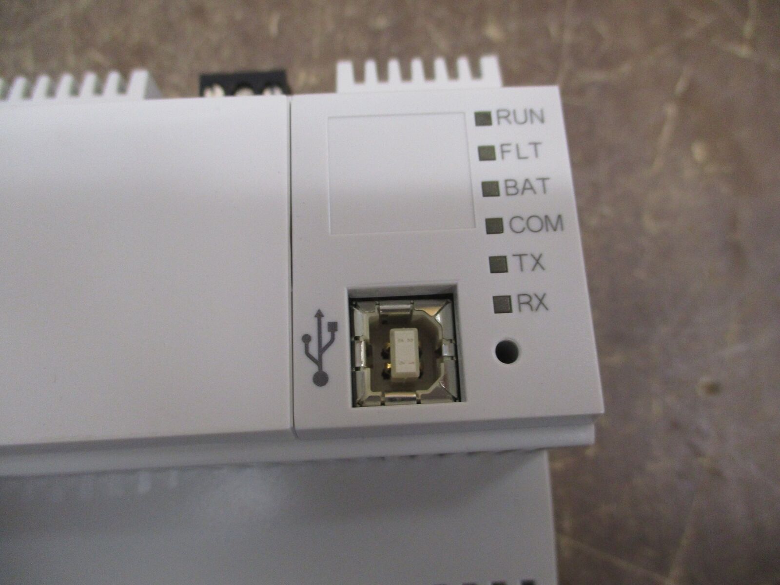 Siemens Programmable Controller PXC100-PE96.A F/W: V2.8.2 24VAC 1A 50/60Hz 24VA