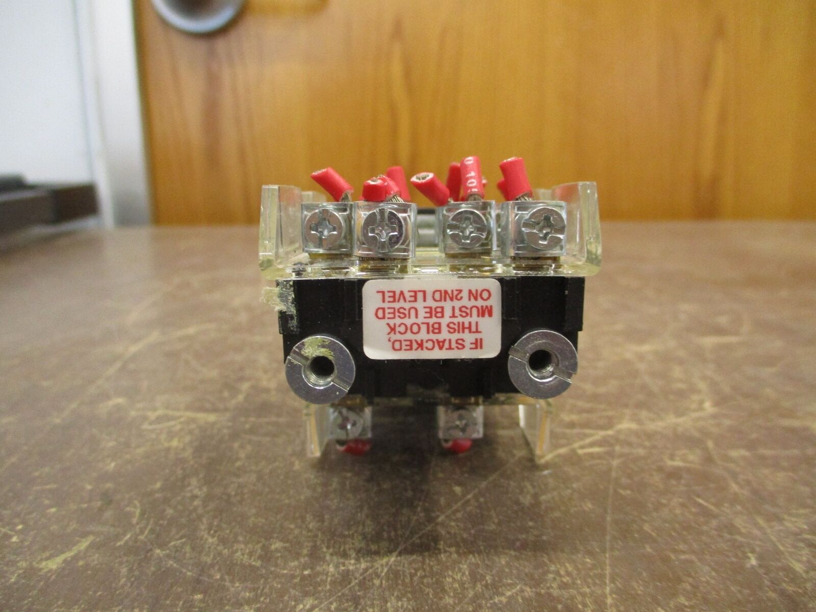 Allen-Bradley Selector Switch 800T-J2KE7 Ser. T Nema 4, 13 Used