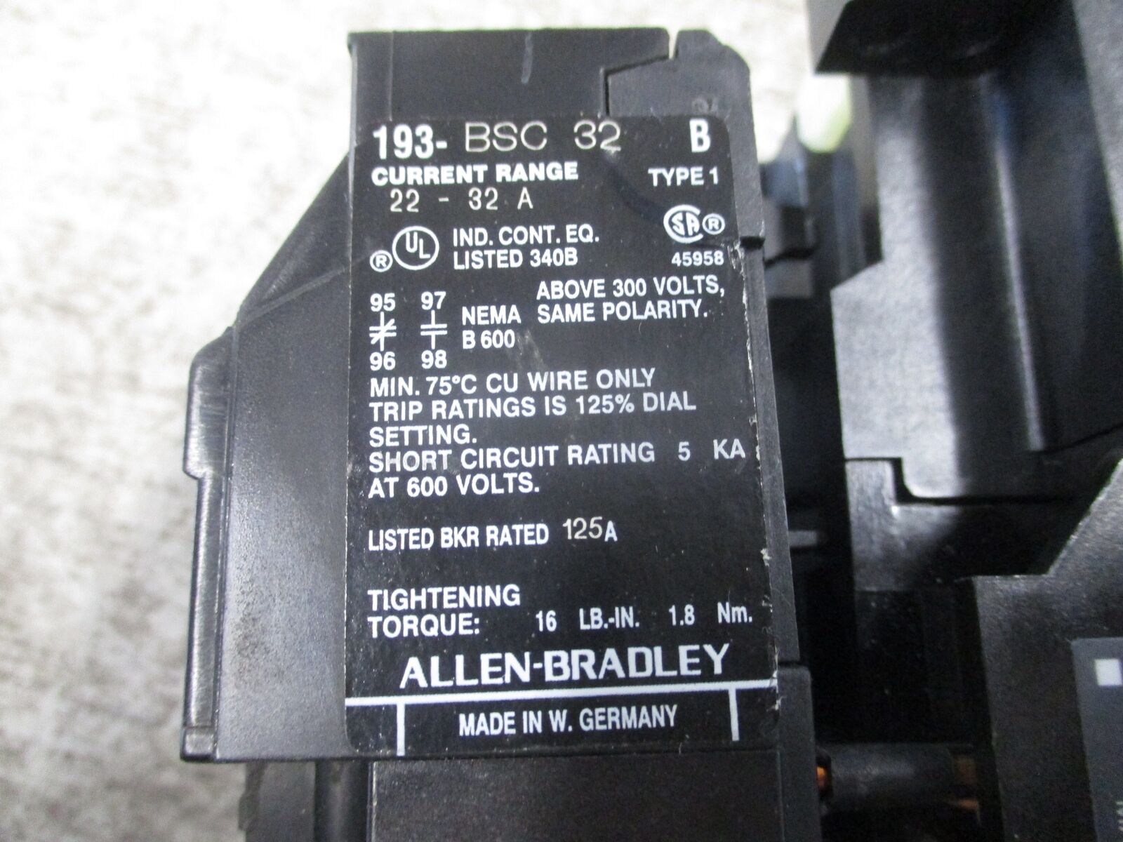 Allen-Bradley Starter 100-A30N*3 / 193-BSC 32 120V Coil Trip: 22-32A 600V Used