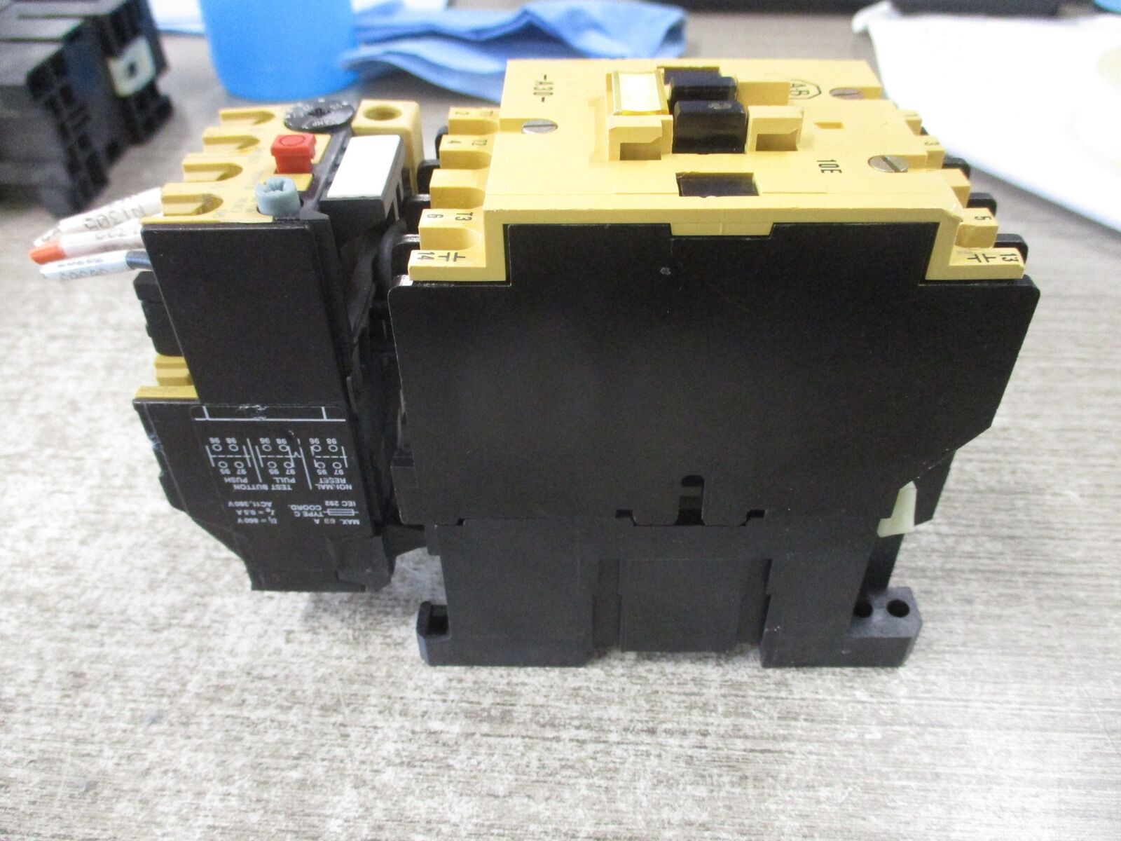 Allen-Bradley Starter 100-A30N*3 / 193-BSC 32 120V Coil Trip: 22-32A 600V Used