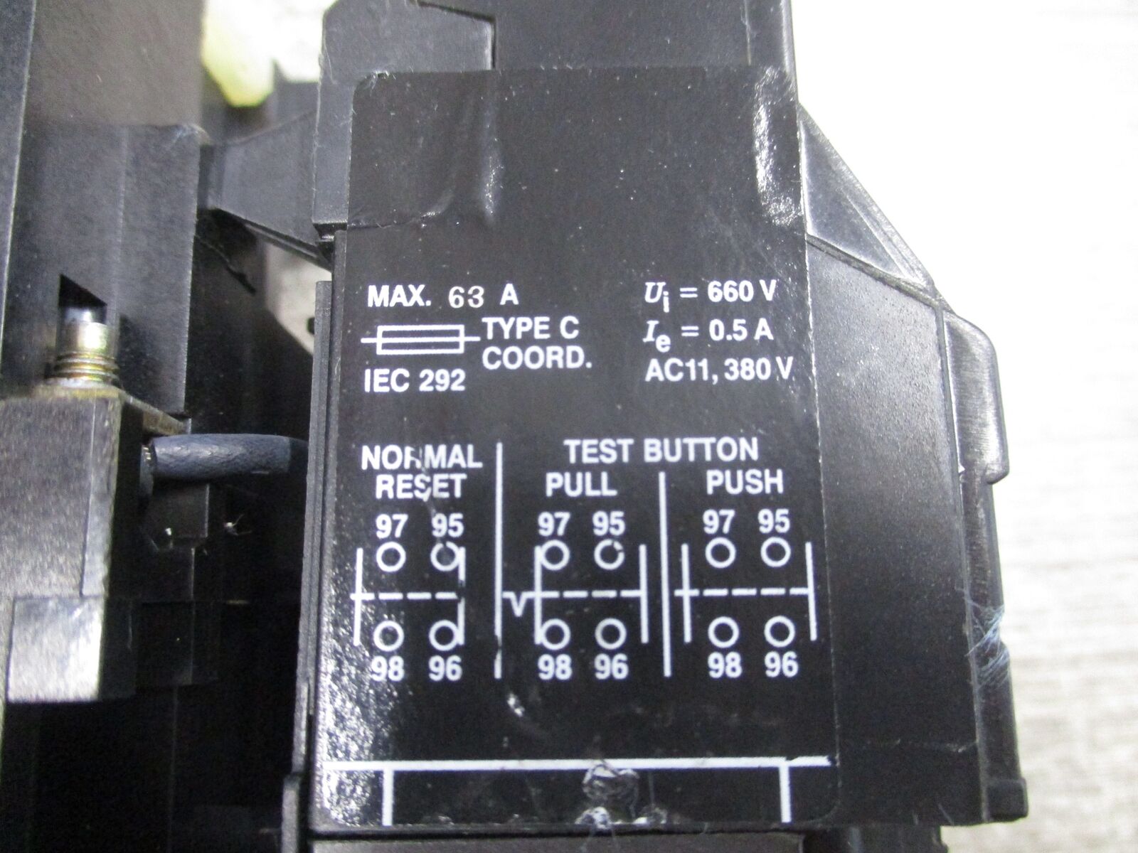 Allen-Bradley Starter 100-A30N*3 / 193-BSC 32 120V Coil Trip: 22-32A 600V Used