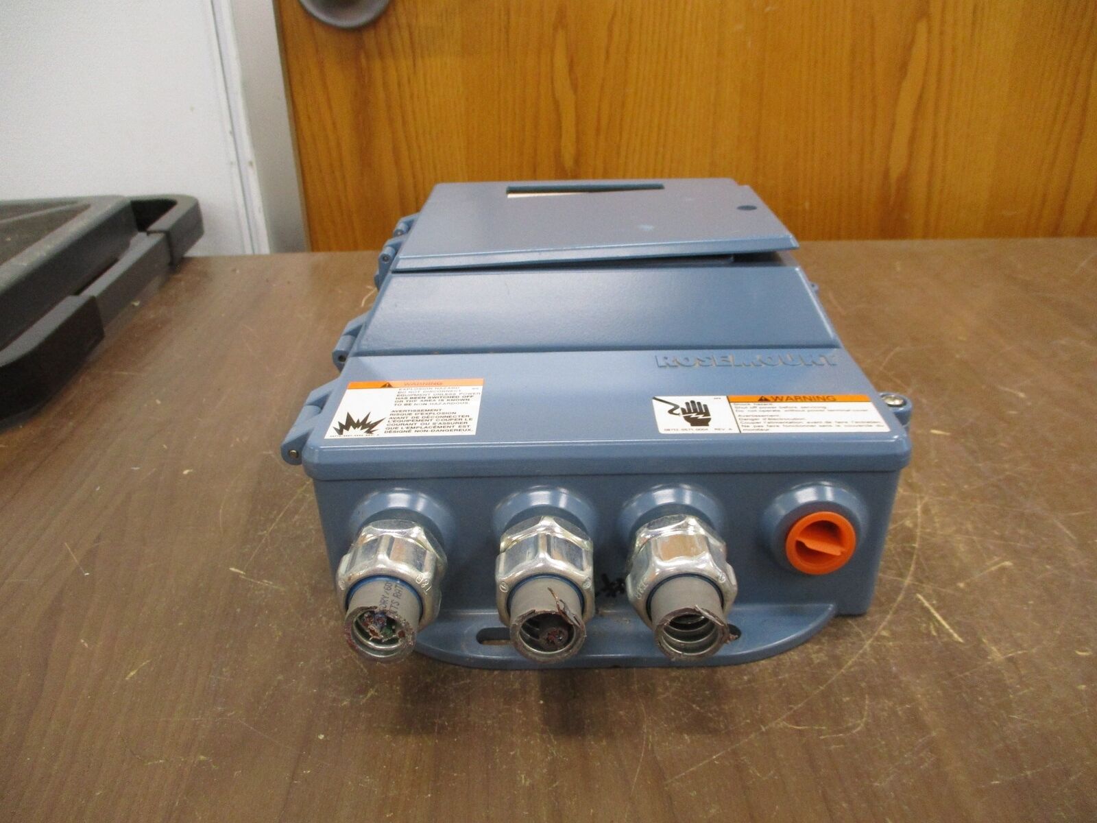 Rosemount Flow Transmitter 8750WA12ESR1A1FPSB120CA1N HM4AXD1 Used