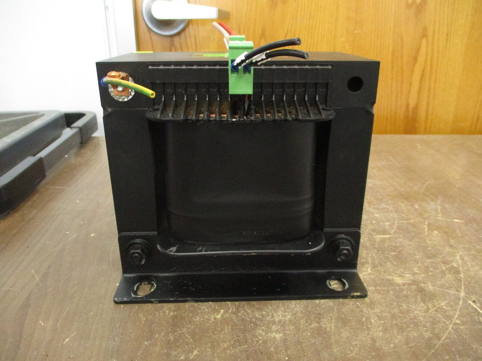 Murr Elektronik Transformer 866750 2000VA Pri: 480V Sec: 120V 1Ph Used