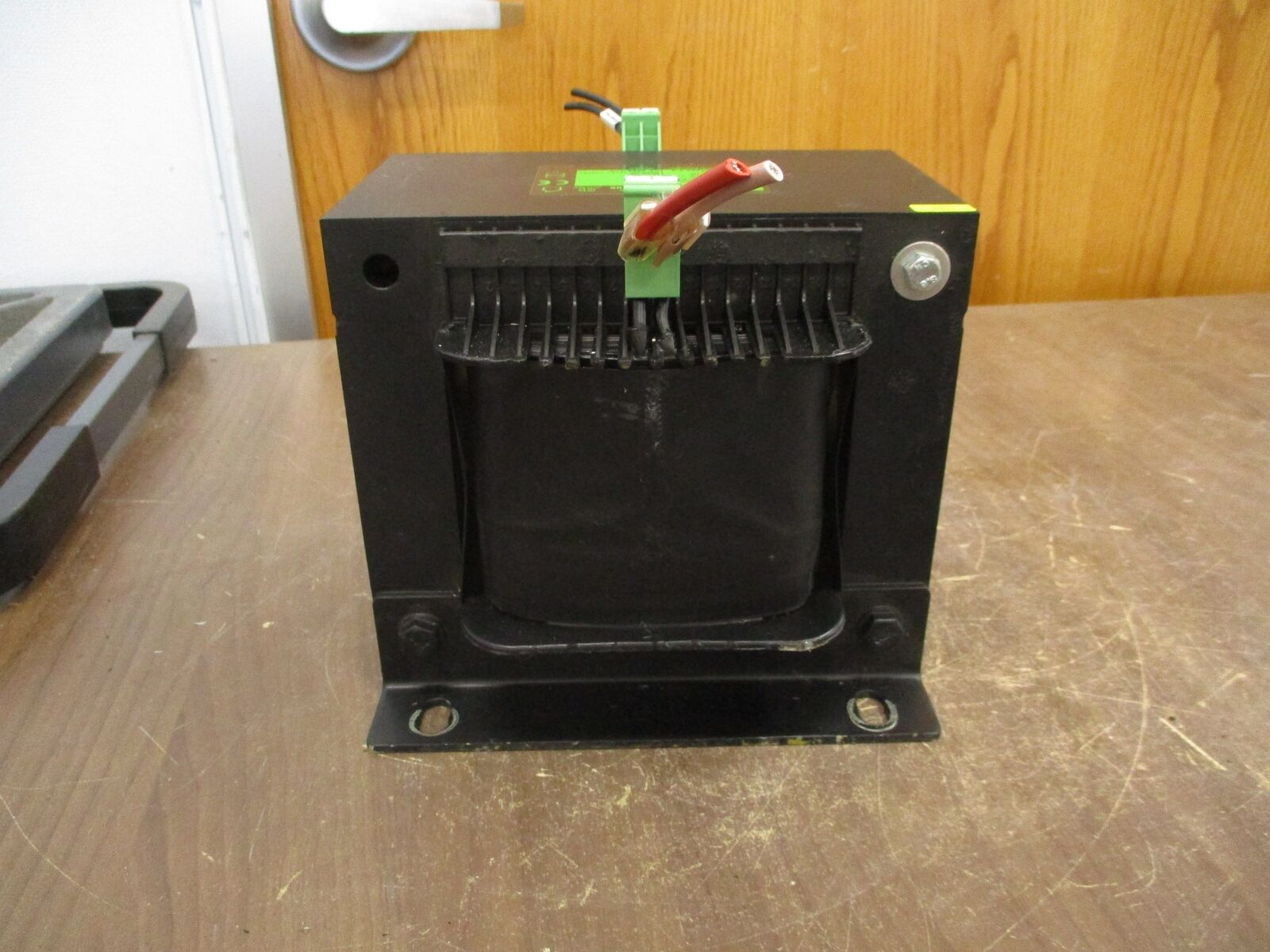 Murr Elektronik Transformer 866750 2000VA Pri: 480V Sec: 120V 1Ph Used