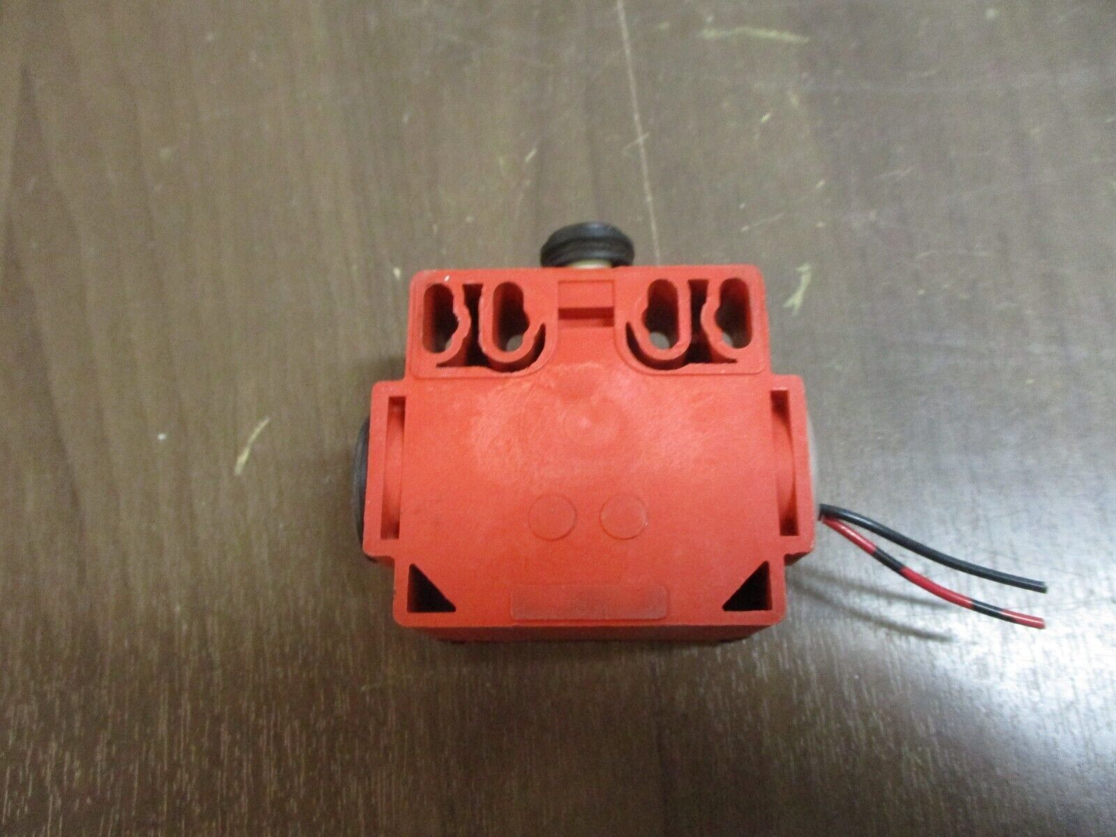Bernstein Classic BI-SUIZ W Limit Switch 618.5153.038 10A 300V Used