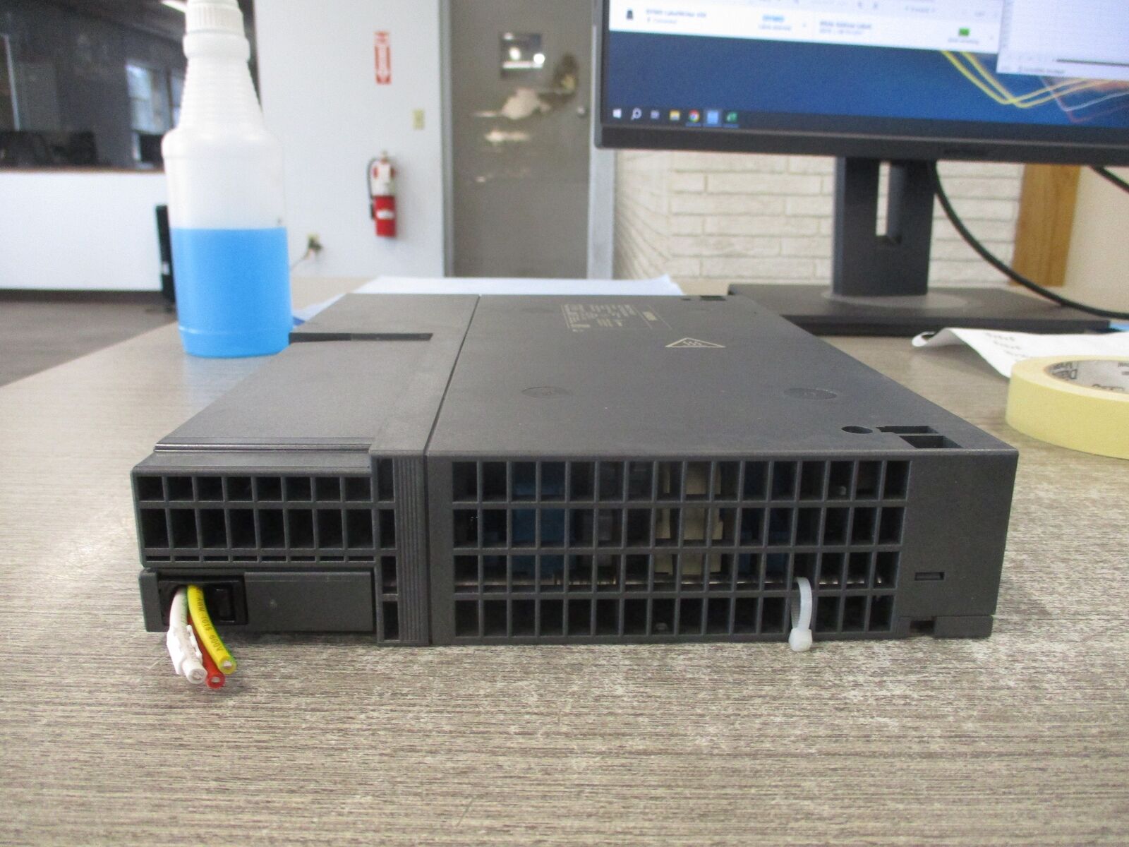 Siemens Simatic S7-400 SV Power Supply Module 6ES7 407-0KA02-0AA0 Used