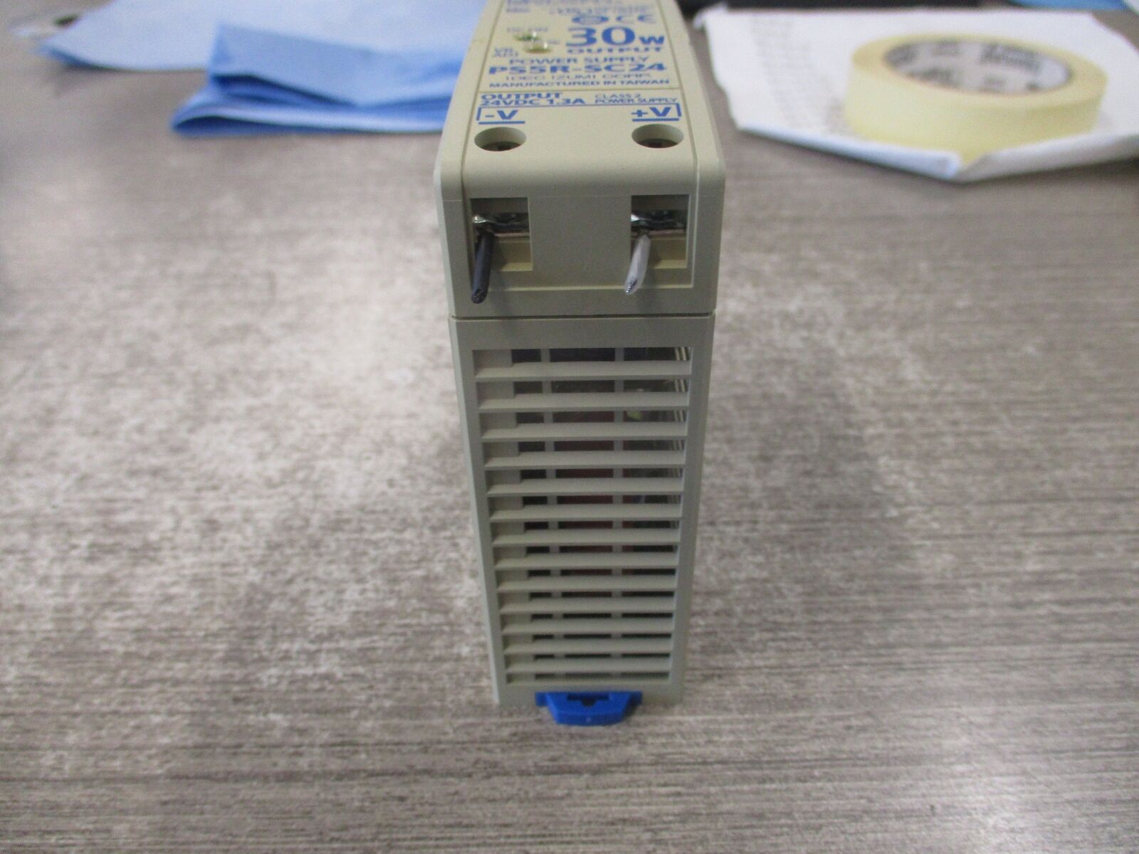 Idec Power Supply PS5R-SC24 30W Input: 50/60Hz / 100-240VAC / 0.9A Output: 24VDC