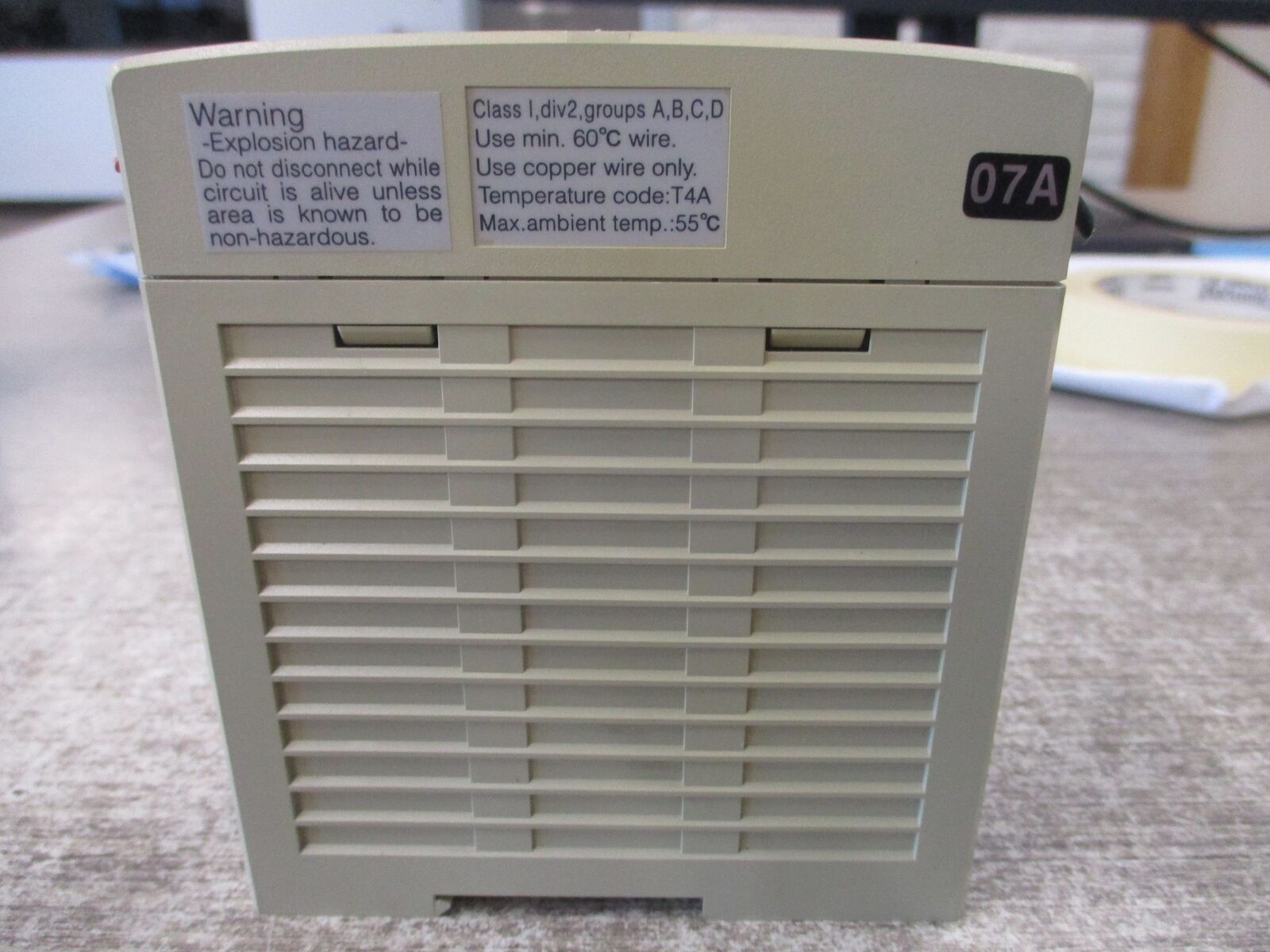 Idec Power Supply PS5R-SC24 30W Input: 50/60Hz / 100-240VAC / 0.9A Output: 24VDC