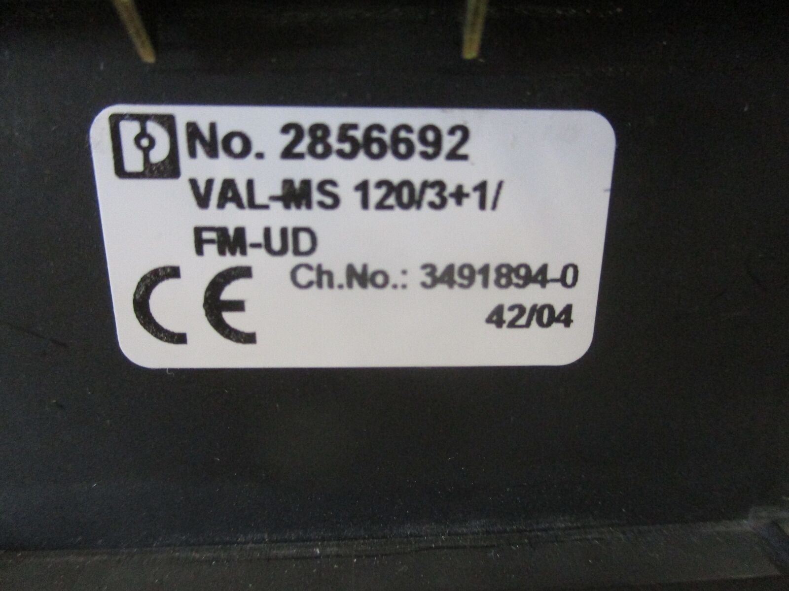 Phoenix Contact Surge Arrester Base VAL-MS 120/3+1/FM-UD Used