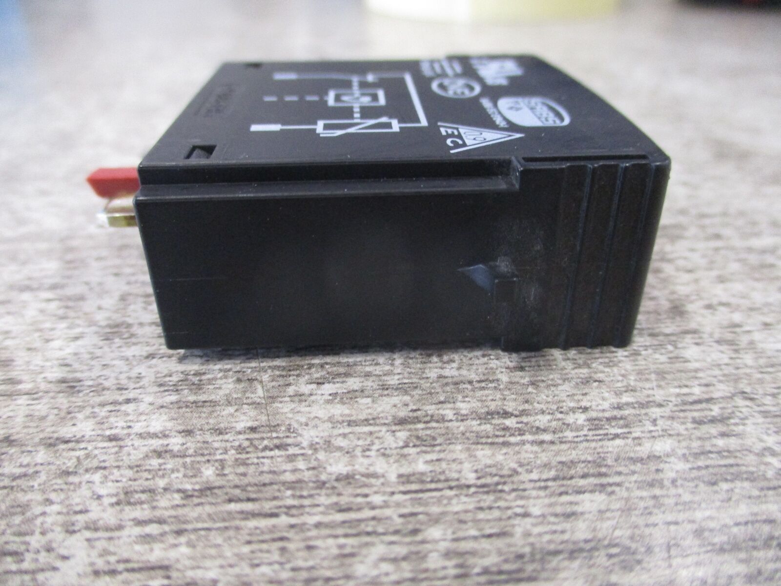 Phoenix Contact Valvetrab Surge Protection Plug VAL-MS 320-UD ST UC: 335VAC Used