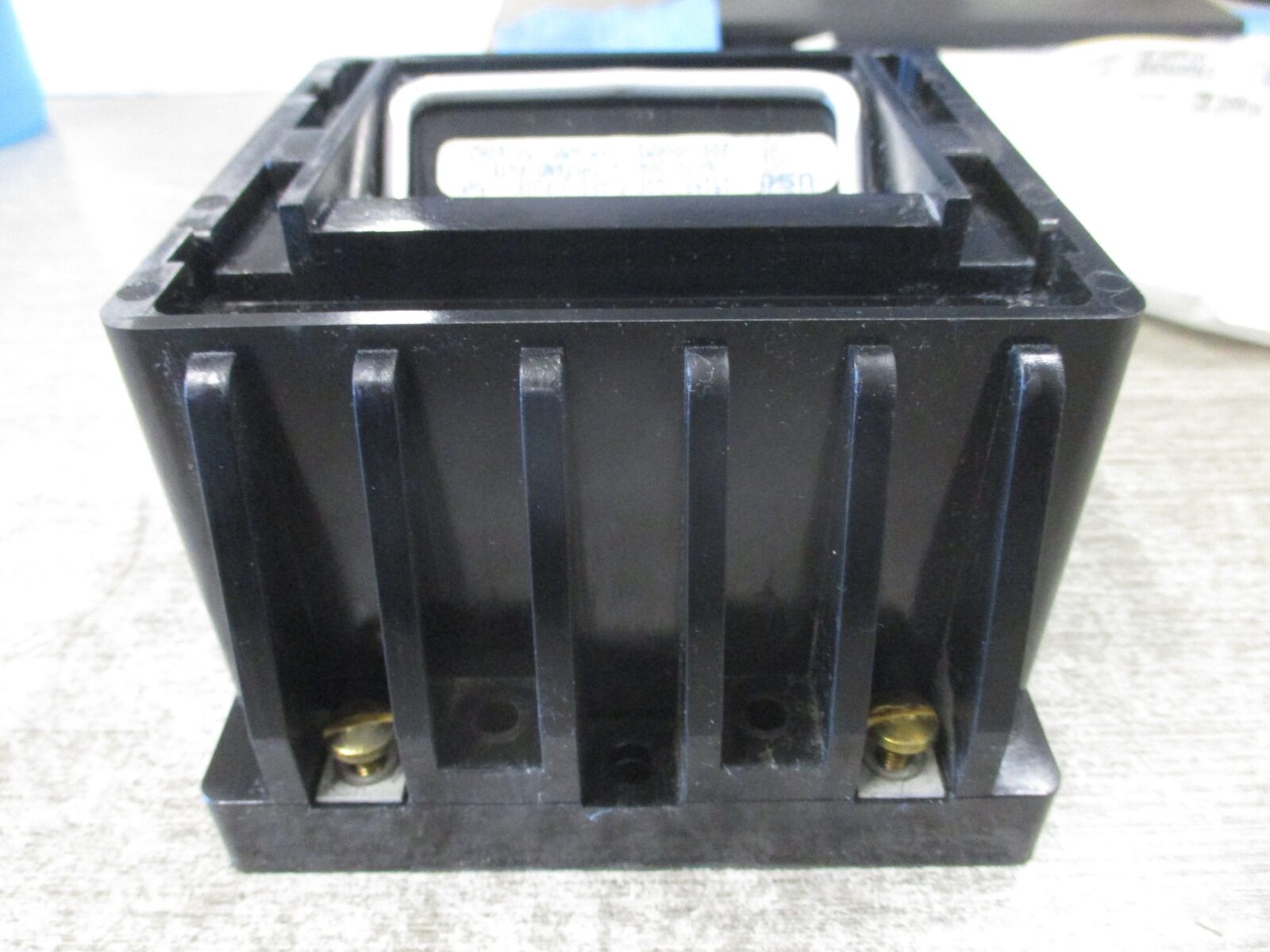 USD Pullout Switch 15149 30 A 600 V J Fuses 2 Pole w/ (2) 6A Fuses Used
