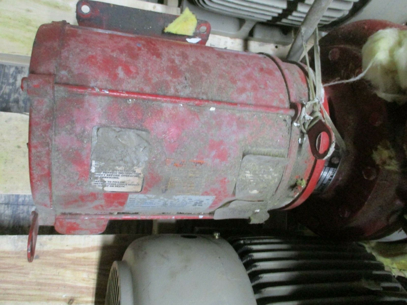 Bell & Gossett 1531 Pump 2.5BB 9.125 10HP 336GPM 65FT Head 175PSI Used
