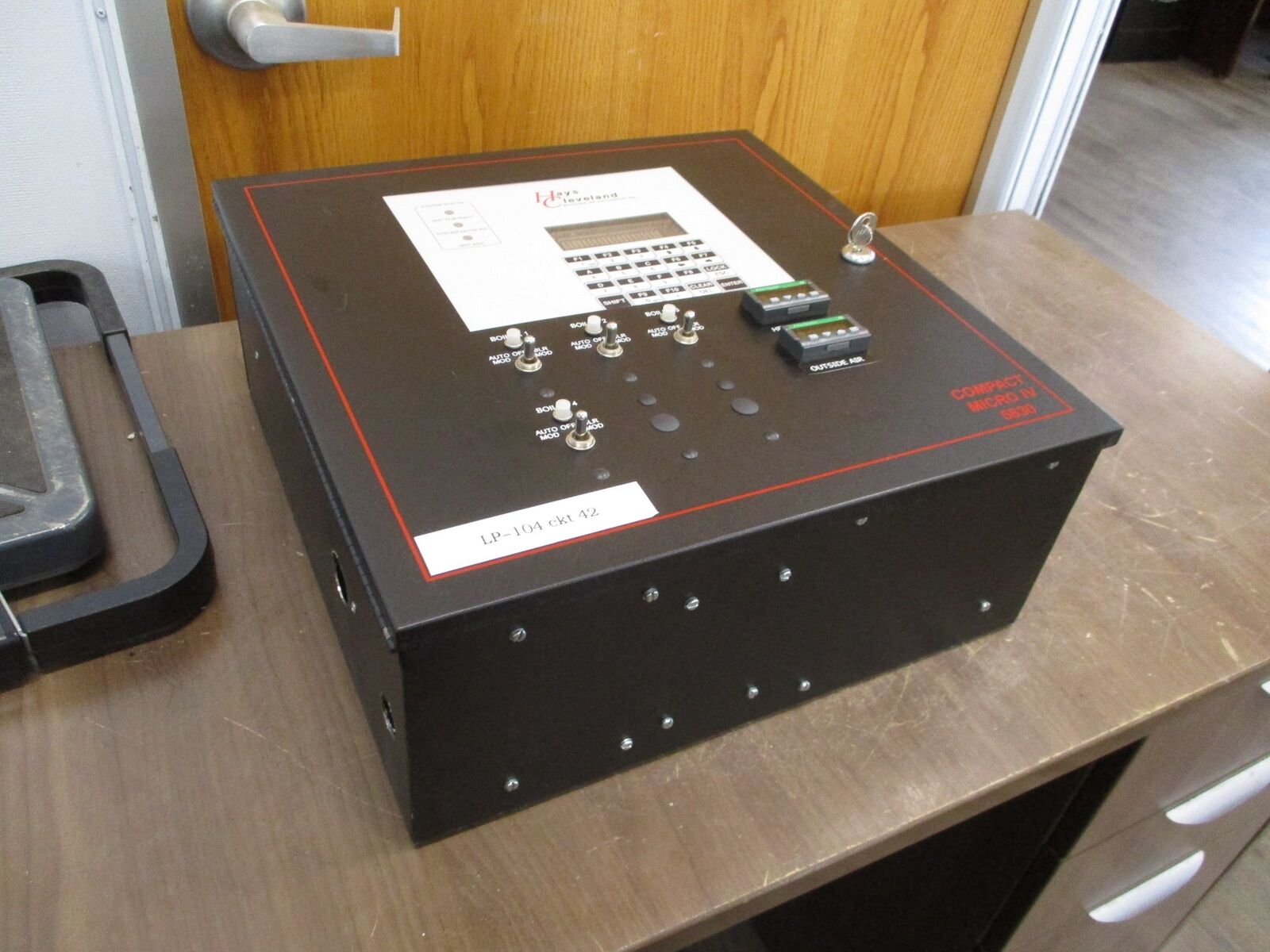 Hays Cleveland Compact Micro IV5830 Boiler Control 120V 50/60Hz Used