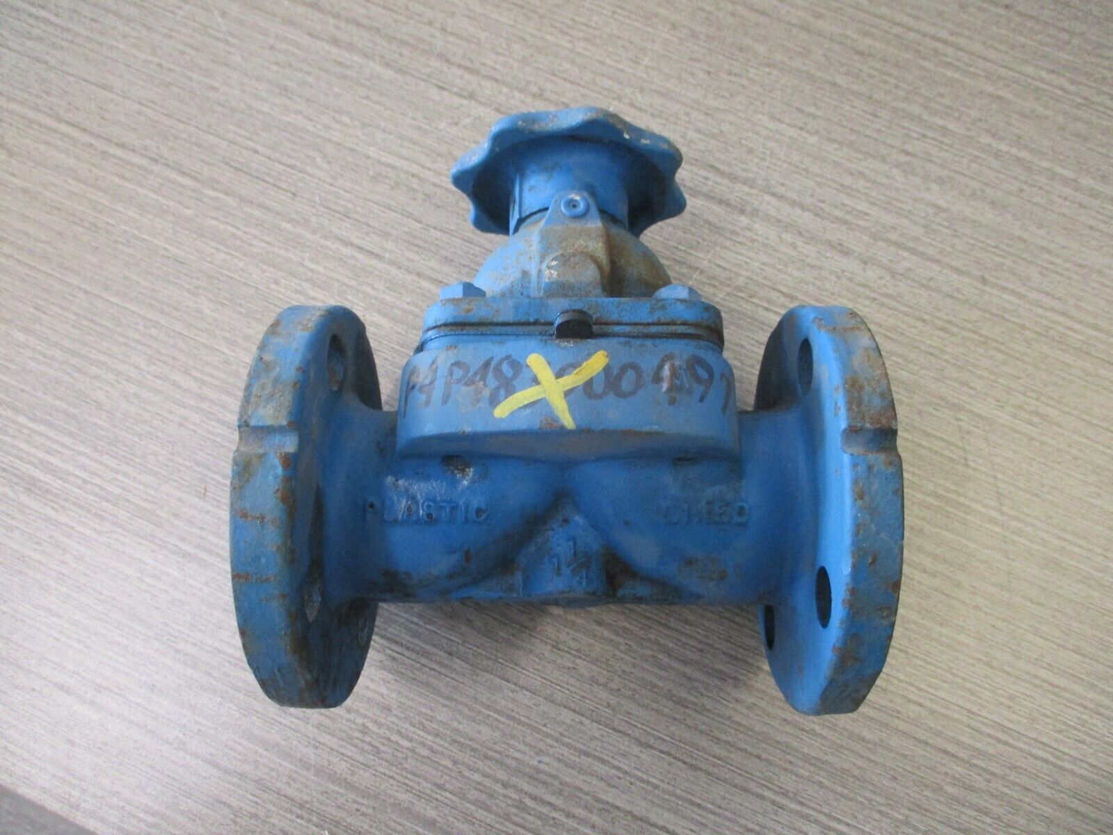 ITT Grinnell Diaphragm Valve GC92550 SIze :1 1/2" Used.