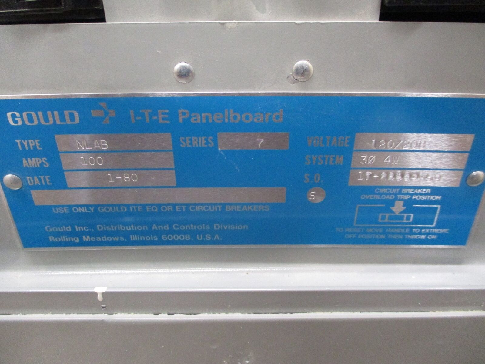 ITE Main Breaker Circuit Breaker Panel NLAB 100A Max, 100A Main 120/208V 3Ph 4W