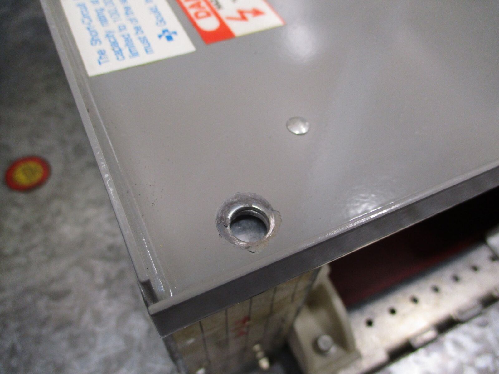 ITE Main Breaker Circuit Breaker Panel NLAB 100A Max, 100A Main 120/208V 3Ph 4W