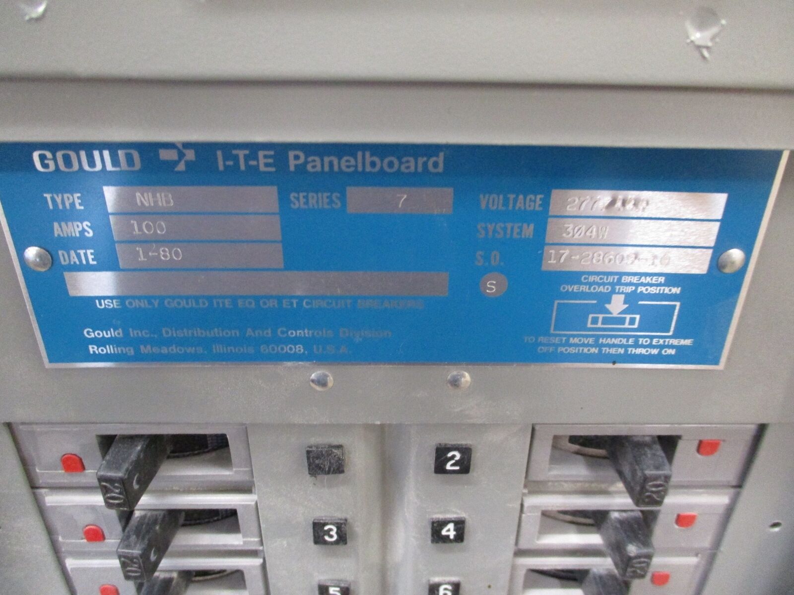 ITE Main Lug Breaker Panel NHB 100A Max 277/480V 3Ph 4W 18-Slot Used