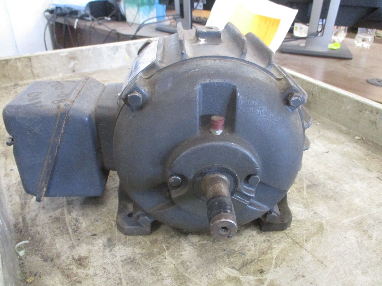 Allis-Chalmers Motor G500 3/4HP 208-220/440V 1150RPM Frame 182 3.2-3.2/1.6A Used