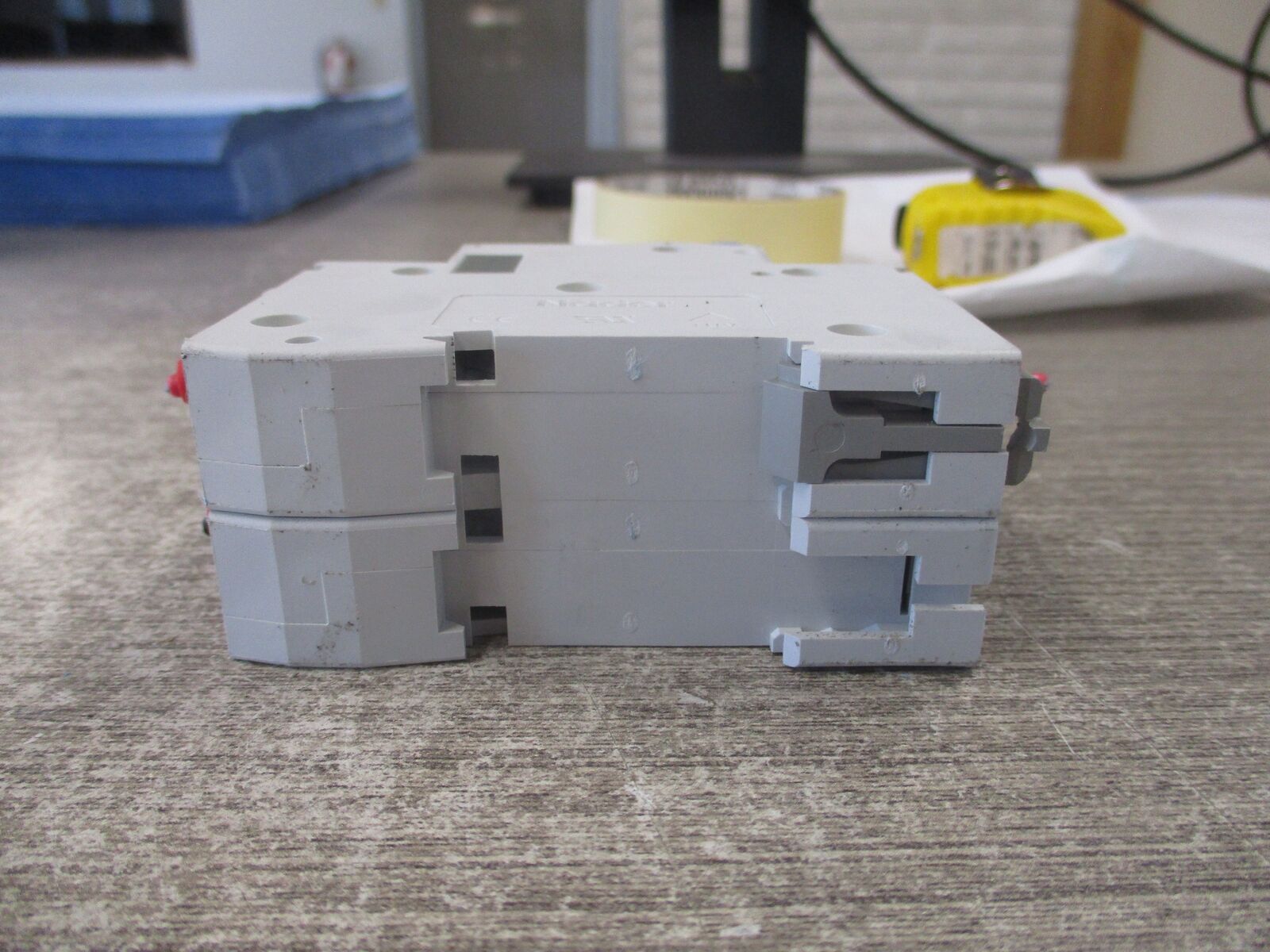 Nader Circuit Breaker NDB2-63D25 25A 400V 2P Used