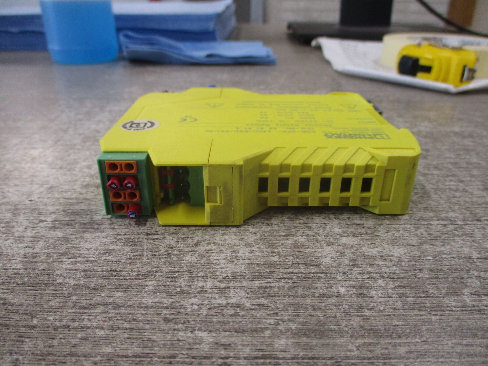 Phoenix Contact Safety Relay 2981813 PSR-SPP-24DC/ESD/4X1/30 Input:24VDC Output: