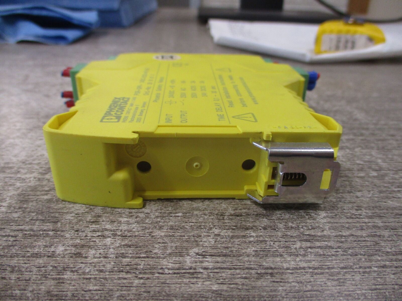 Phoenix Contact Safety Relay 2981813 PSR-SPP-24DC/ESD/4X1/30 Input:24VDC Output:
