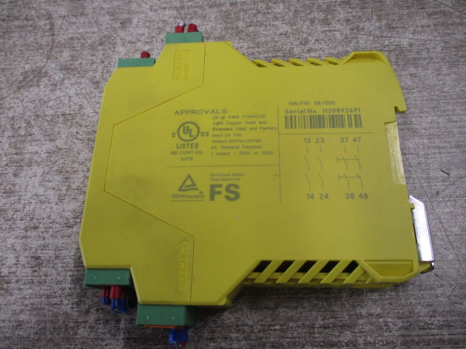 Phoenix Contact Safety Relay 2981813 PSR-SPP-24DC/ESD/4X1/30 Input:24VDC Output: