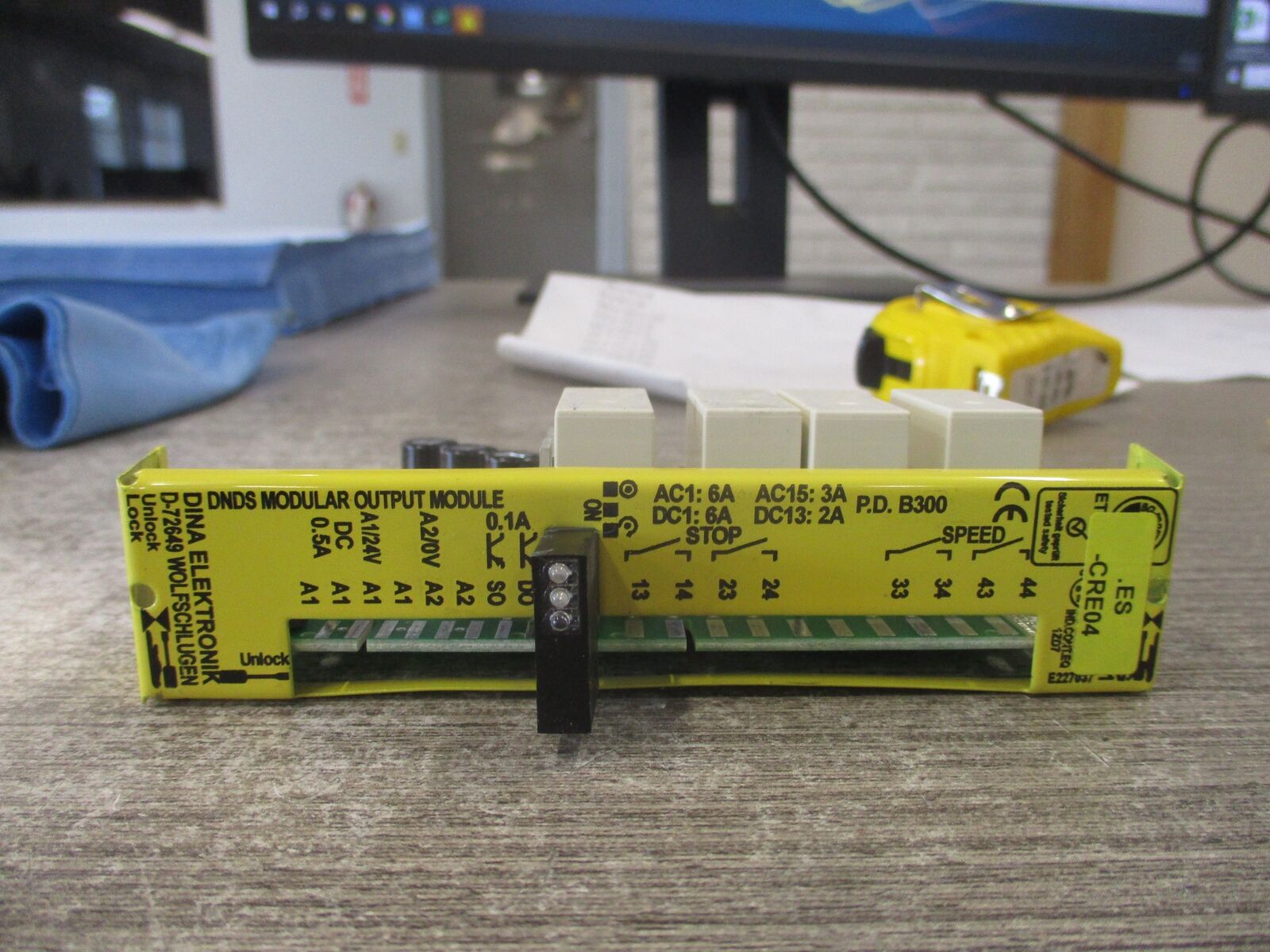 Dina Output Module DNDS-PMG V3 * No Connectors * Used
