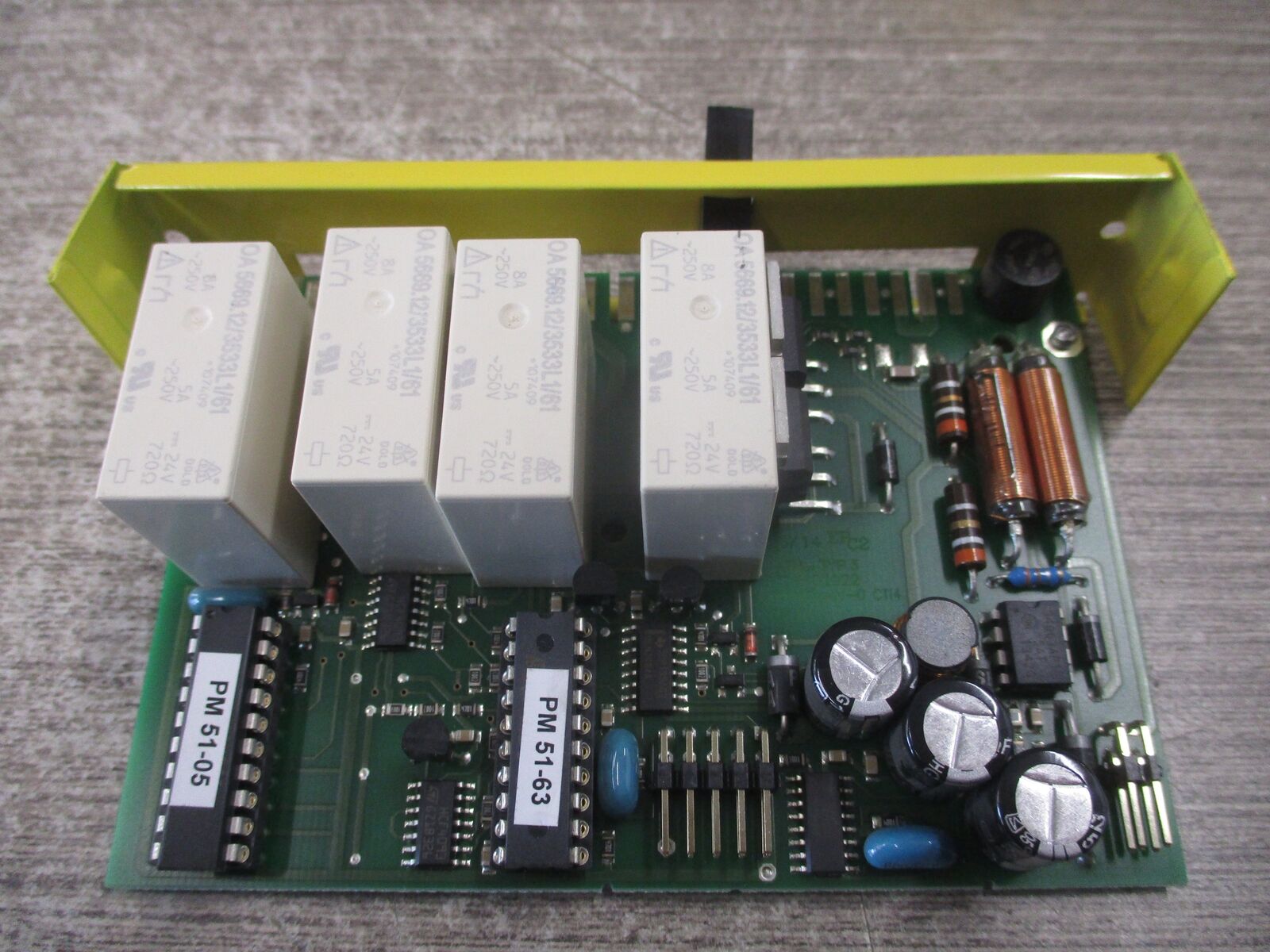 Dina Output Module DNDS-PMG V3 * No Connectors * Used