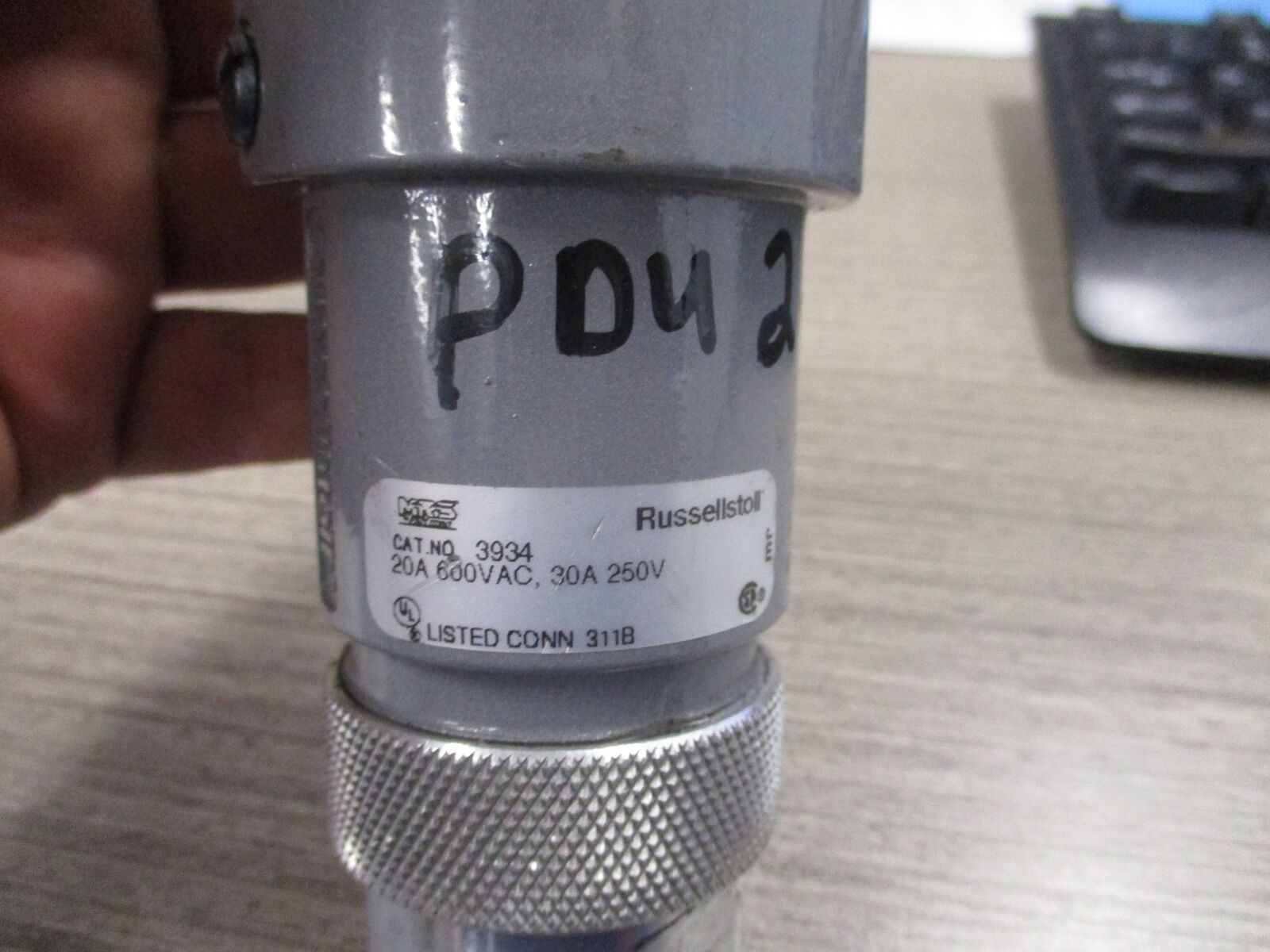 Russellstoll Connector, 3934, 20A, 600V, 30A, 250V, 3P, 4W, Used