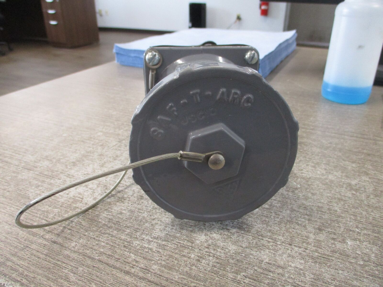 Russellstoll Receptacle w/Base JCS1534D 150A 600V Conduit End w/Cover Used