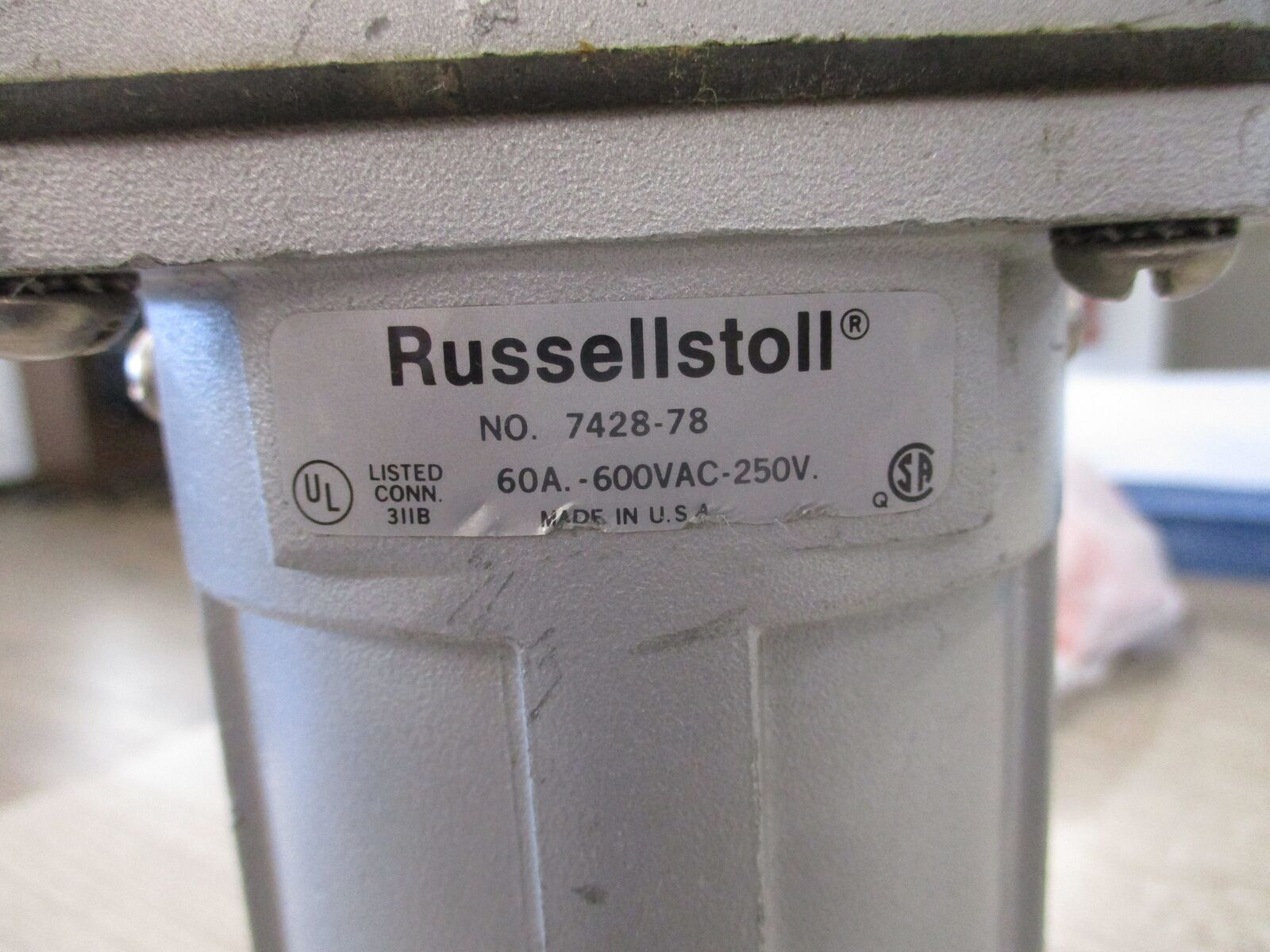 Russellstoll Receptacle W/Base 7428-78 60A 600V * Conduit End * Used
