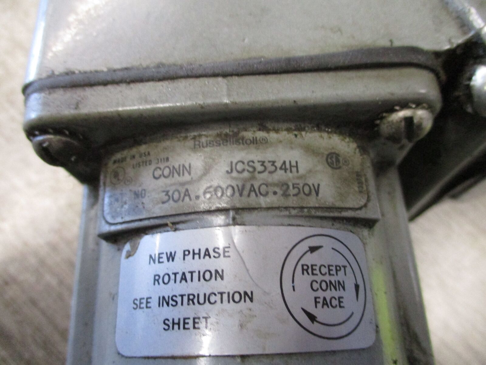 Russellstoll Receptacle JCS334H 30A 250/600V W/Base & Angle Adapter Used