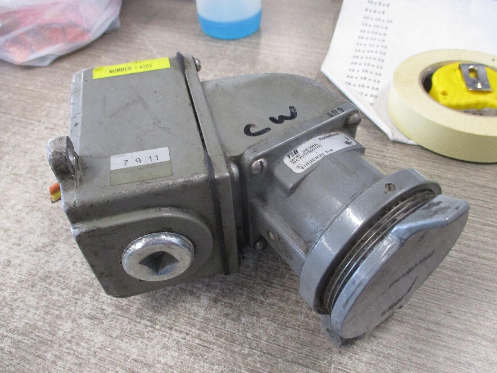 Russellstoll Receptacle JRF334H 30A 250/600V W/Base & Angle Adapter Used