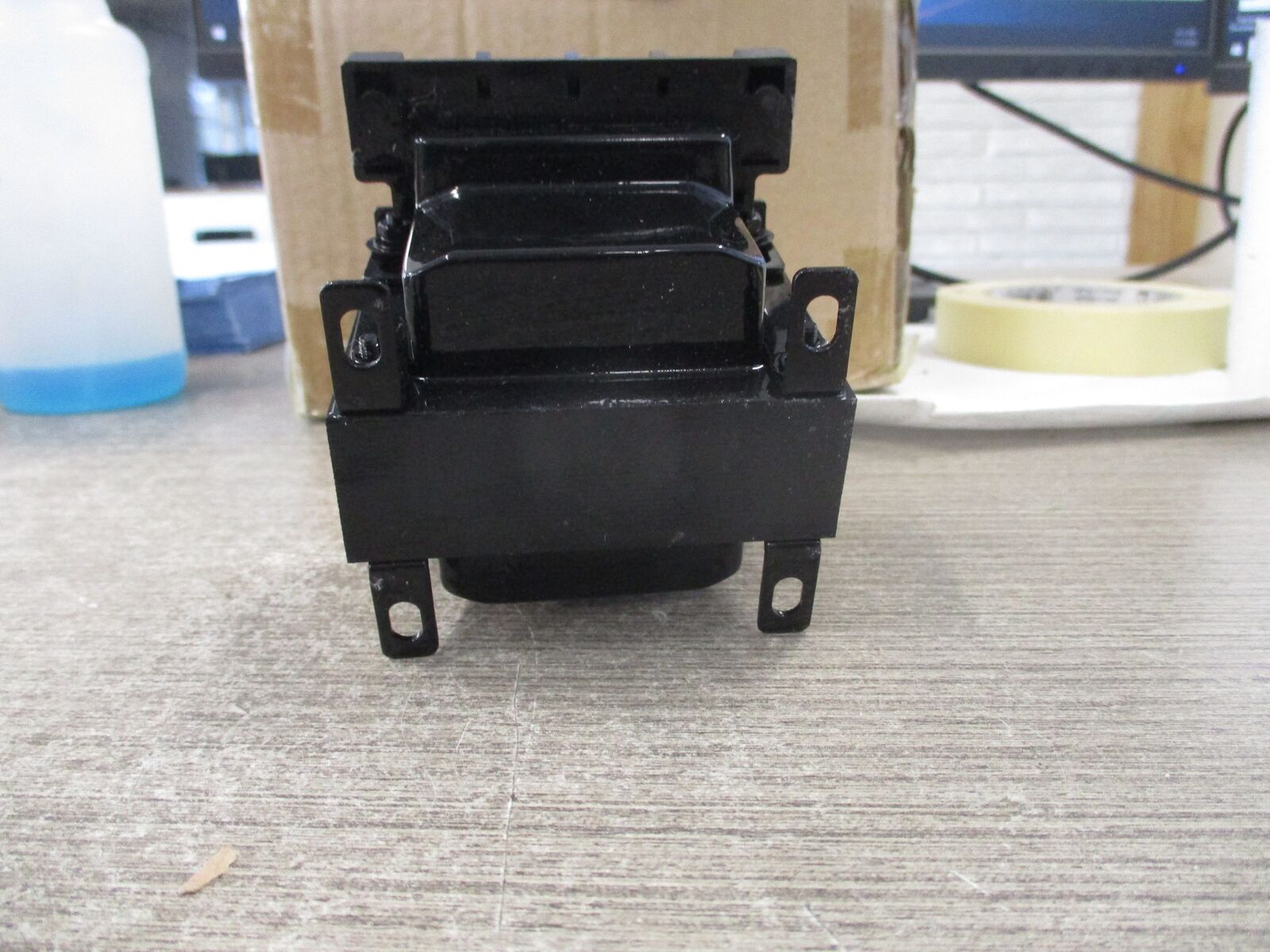 Hevi-Duty Transformer E050E 0.050kVA Pri: 120/240V Sec: 24V 60Hz 1Ph New Surplus