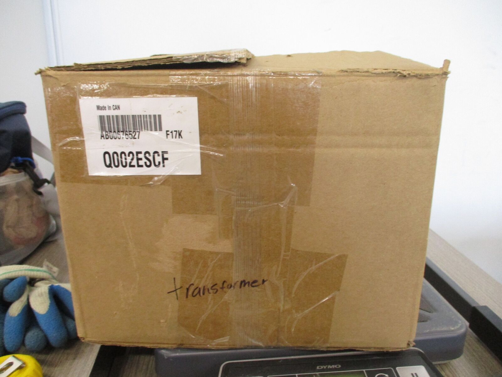 Hammond 3R Transformer Q002ESCF 2kVA Pri: 120/240V SEC: 16/32V 50/60Hz New Surpl