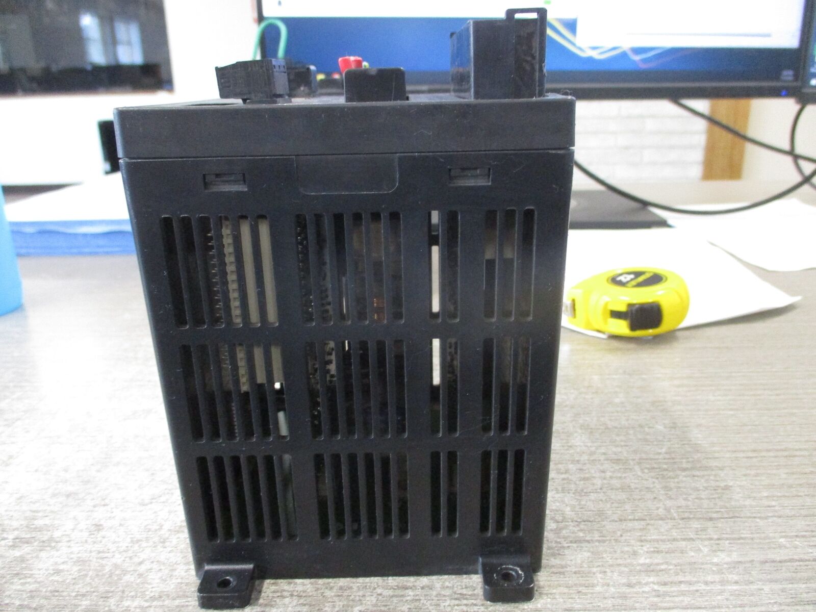 Allen-Bradley Powermonitor 3000 Power Monitor 1404-M405A-DNT Ser. A Base Unit FR