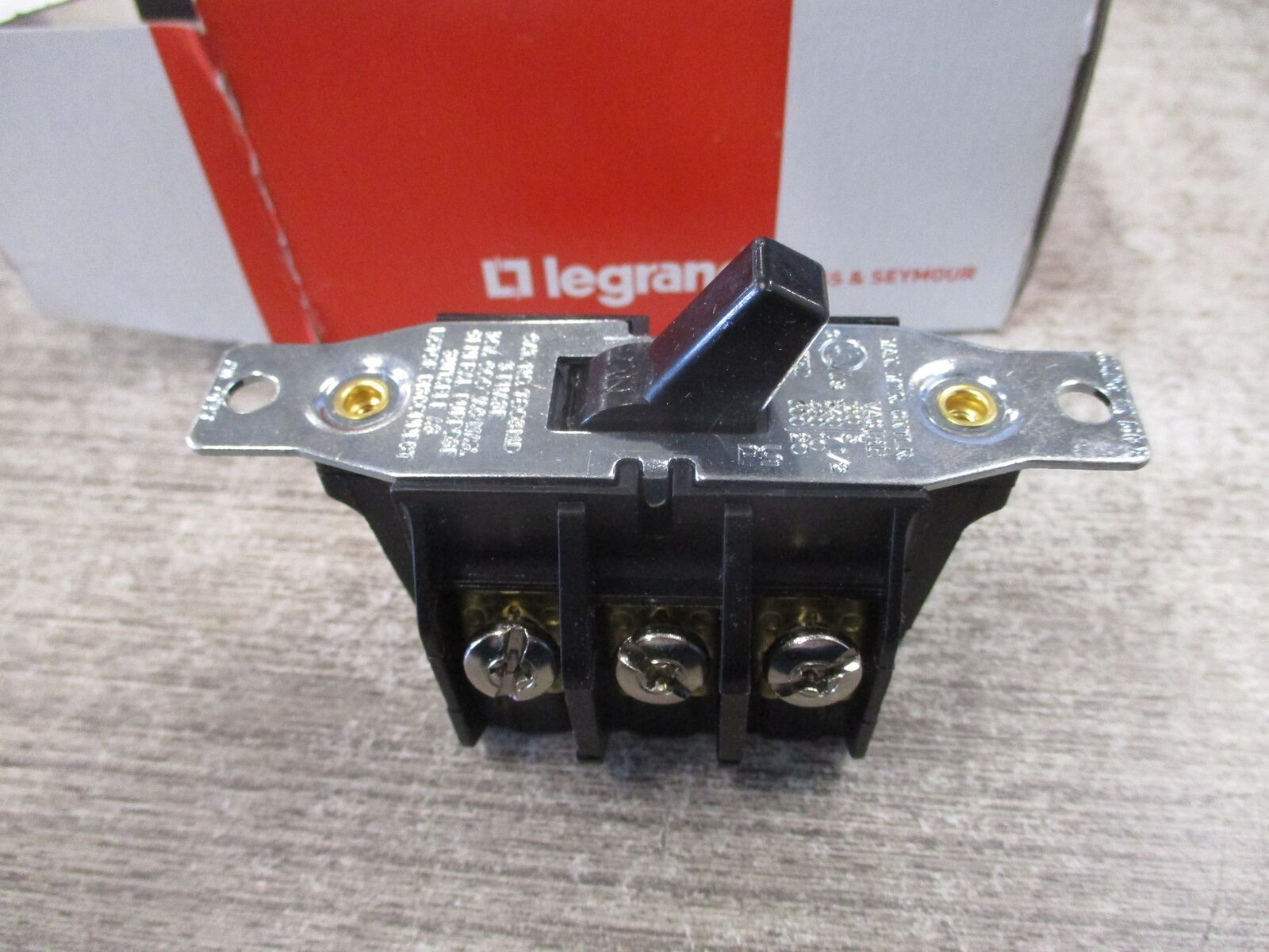 Pass & Seymour Legrand Manual Motor Controller 7803-MD 30A 600V New Surplus