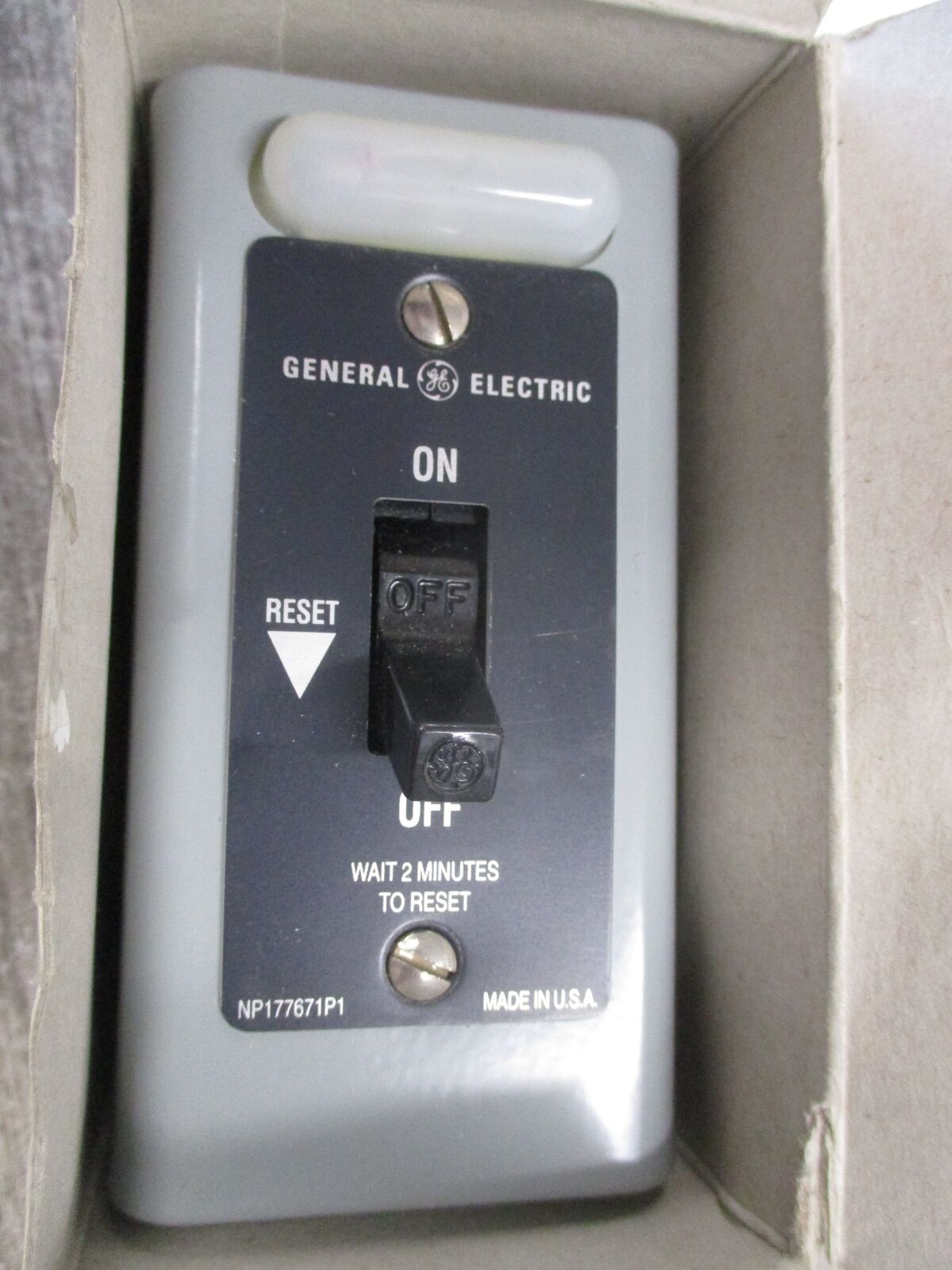 GE Single Speed Manual Starter CR101Y11 1HP 115/230V 1P New Surpluse