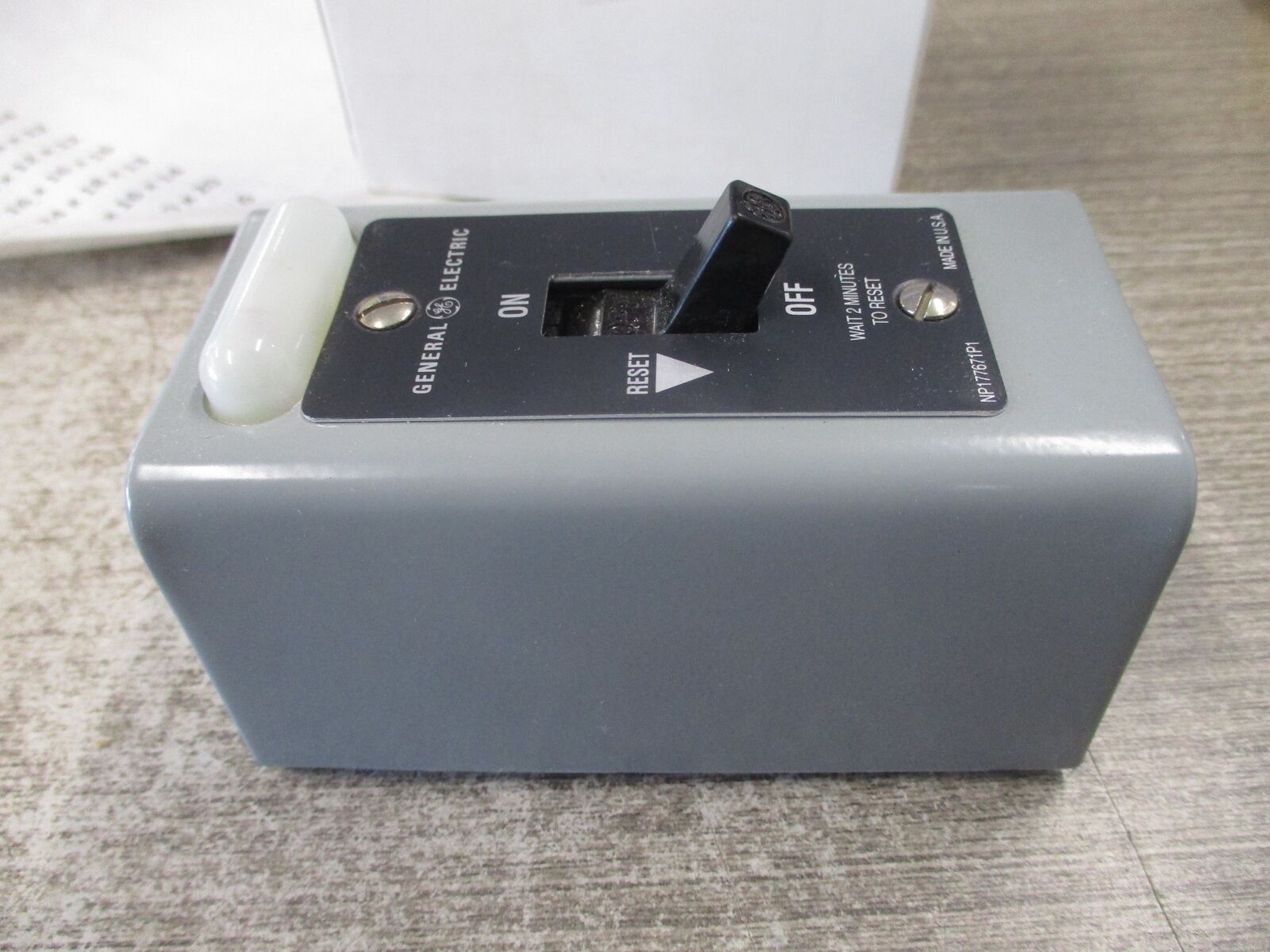 GE Single Speed Manual Starter CR101Y11 1HP 115/230V 1P New Surpluse